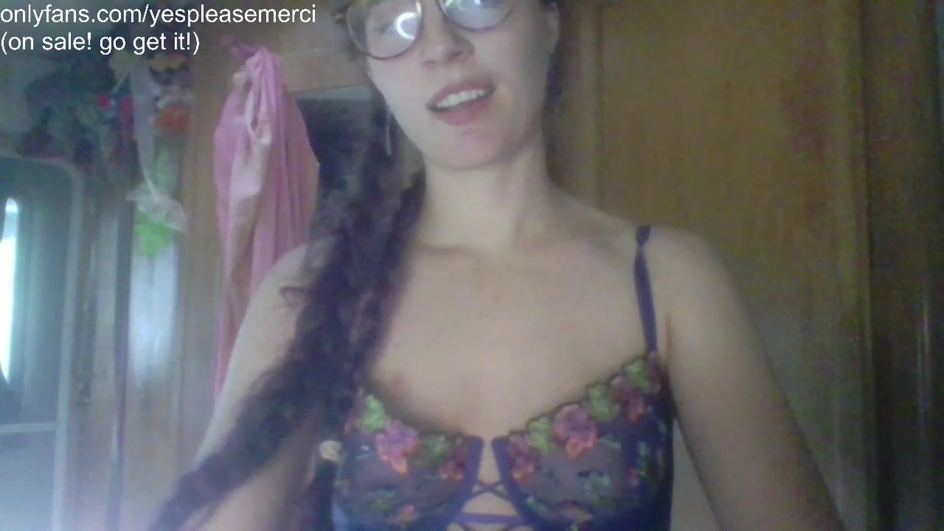 Gallery image thumbnail from yespleasemmhm's myfreecams stream on, 06/12/2023, 17:18 image 11 of 20