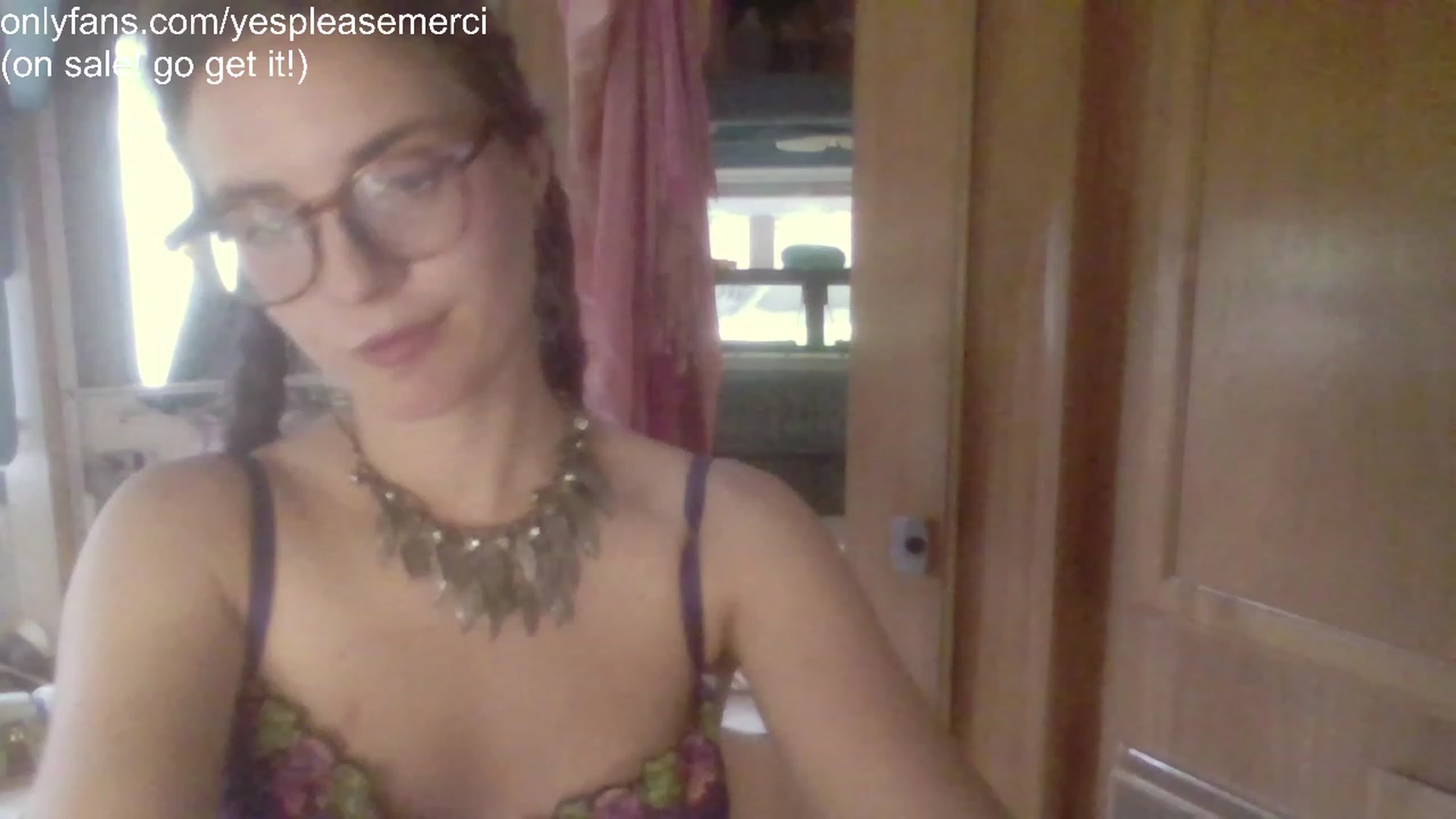 Gallery image thumbnail from yespleasemmhm's myfreecams stream on, 06/12/2023, 17:18 image 16 of 20