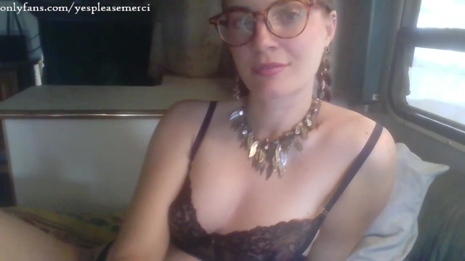 Gallery image thumbnail from yespleasemmhm's myfreecams stream on, 08/04/2023, 16:23 image 11 of 20