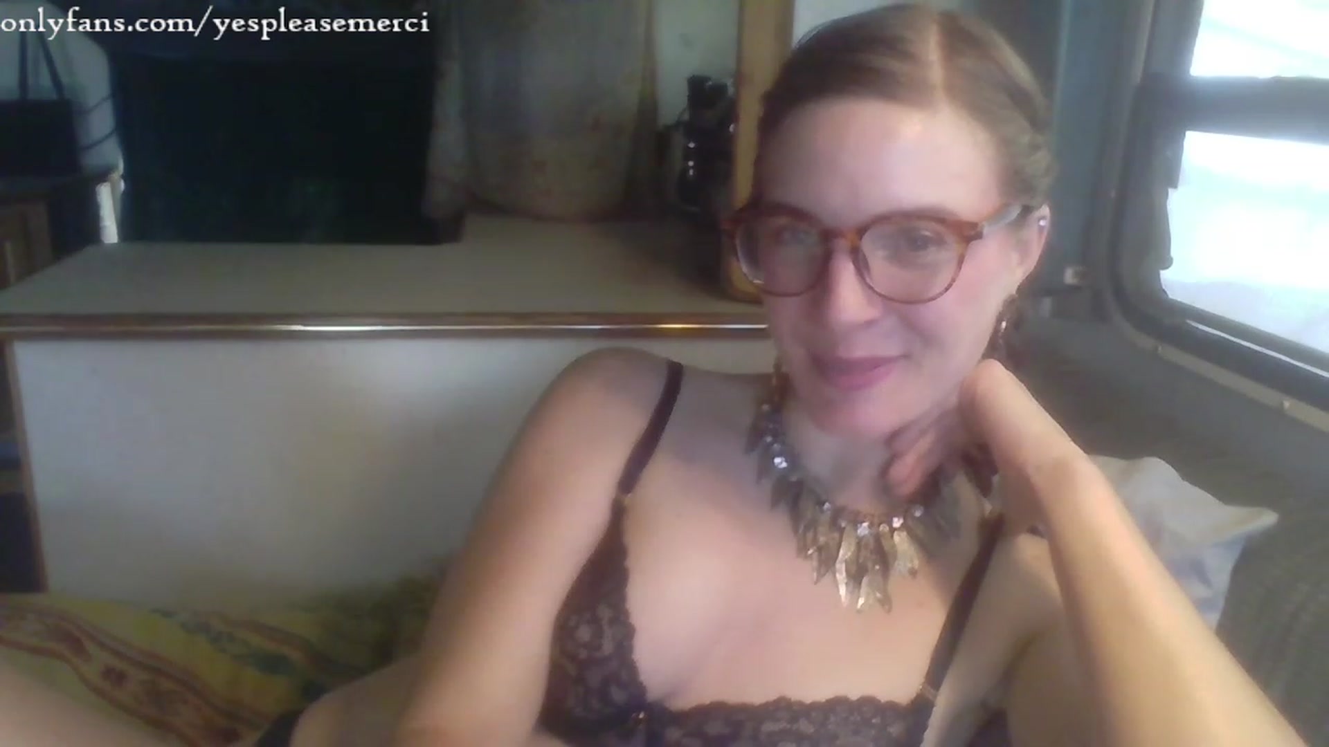 Gallery image thumbnail from yespleasemmhm's myfreecams stream on, 08/04/2023, 16:23 image 13 of 20