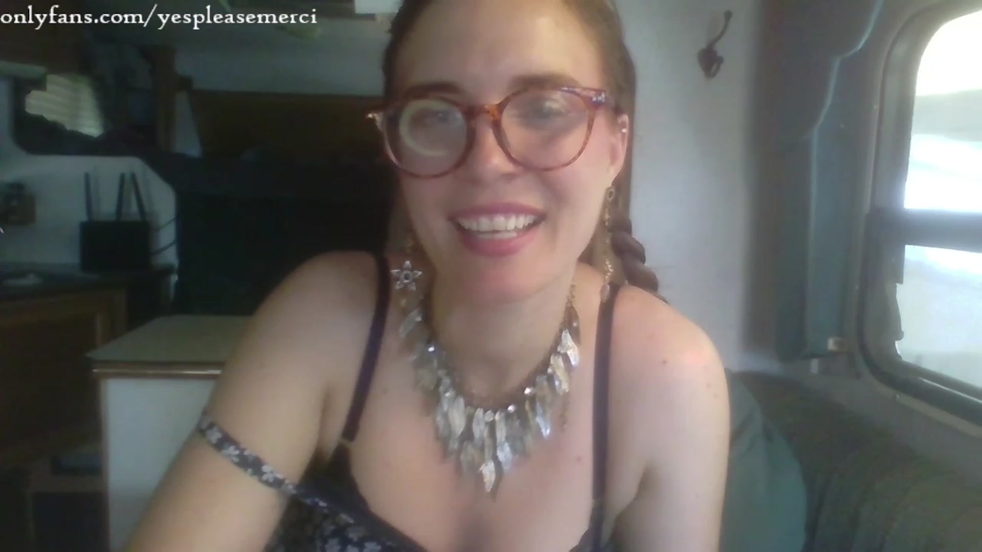 Gallery image thumbnail from yespleasemmhm's myfreecams stream on, 08/04/2023, 17:27 image 16 of 20