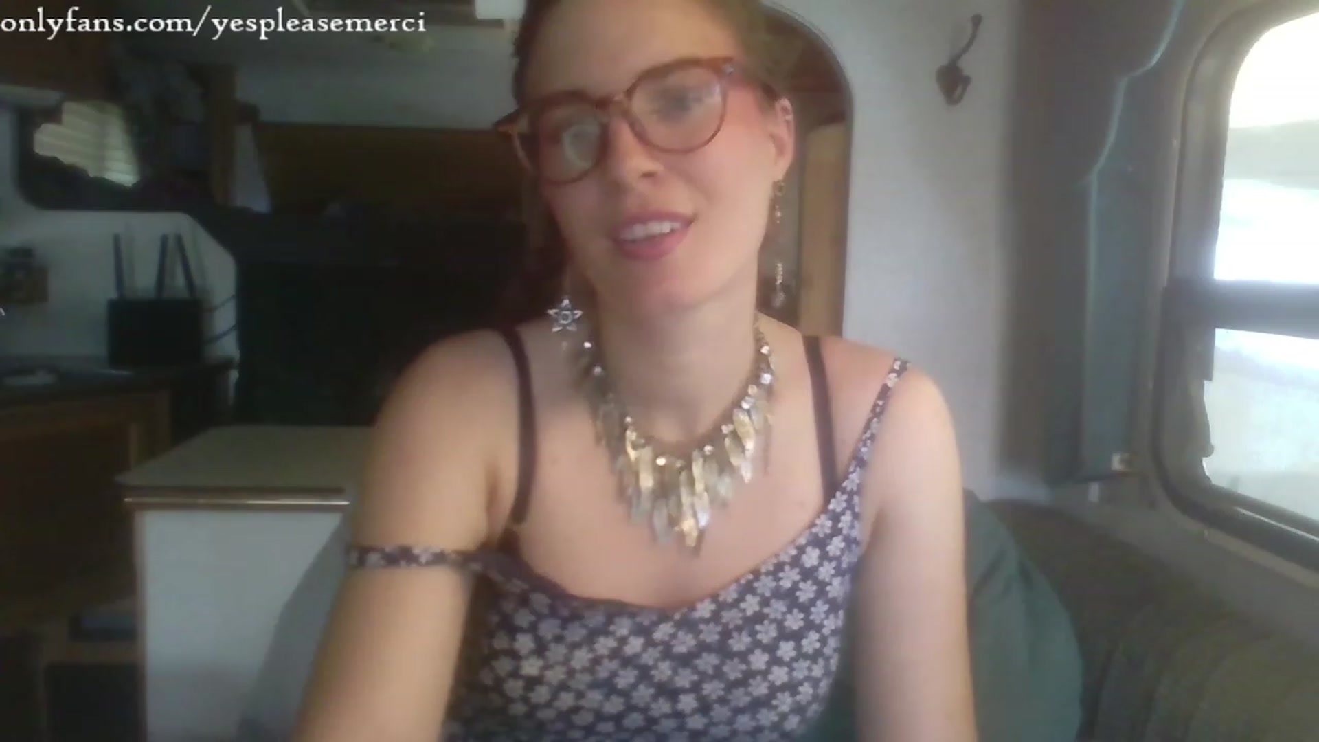 Gallery image thumbnail from yespleasemmhm's myfreecams stream on, 08/04/2023, 17:27 image 10 of 20