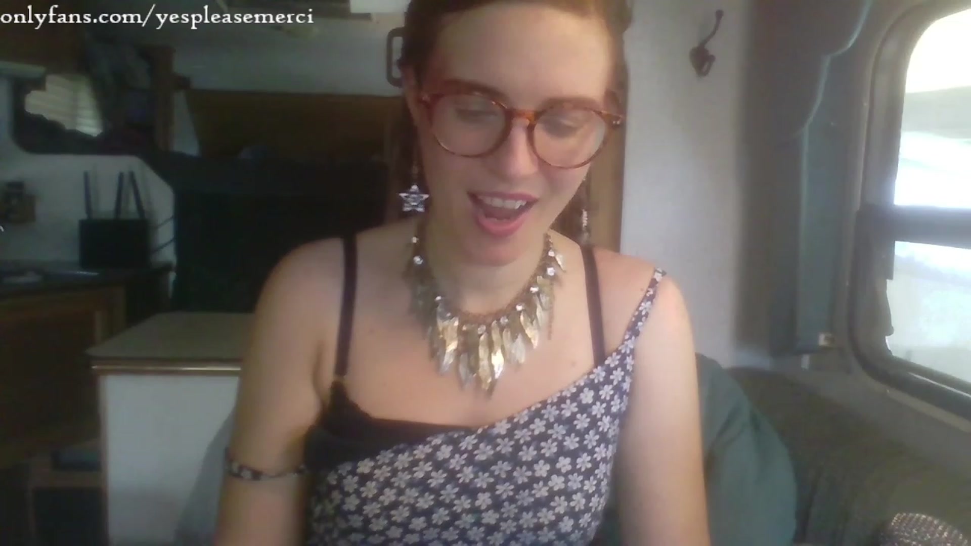 Gallery image thumbnail from yespleasemmhm's myfreecams stream on, 08/04/2023, 17:27 image 9 of 20