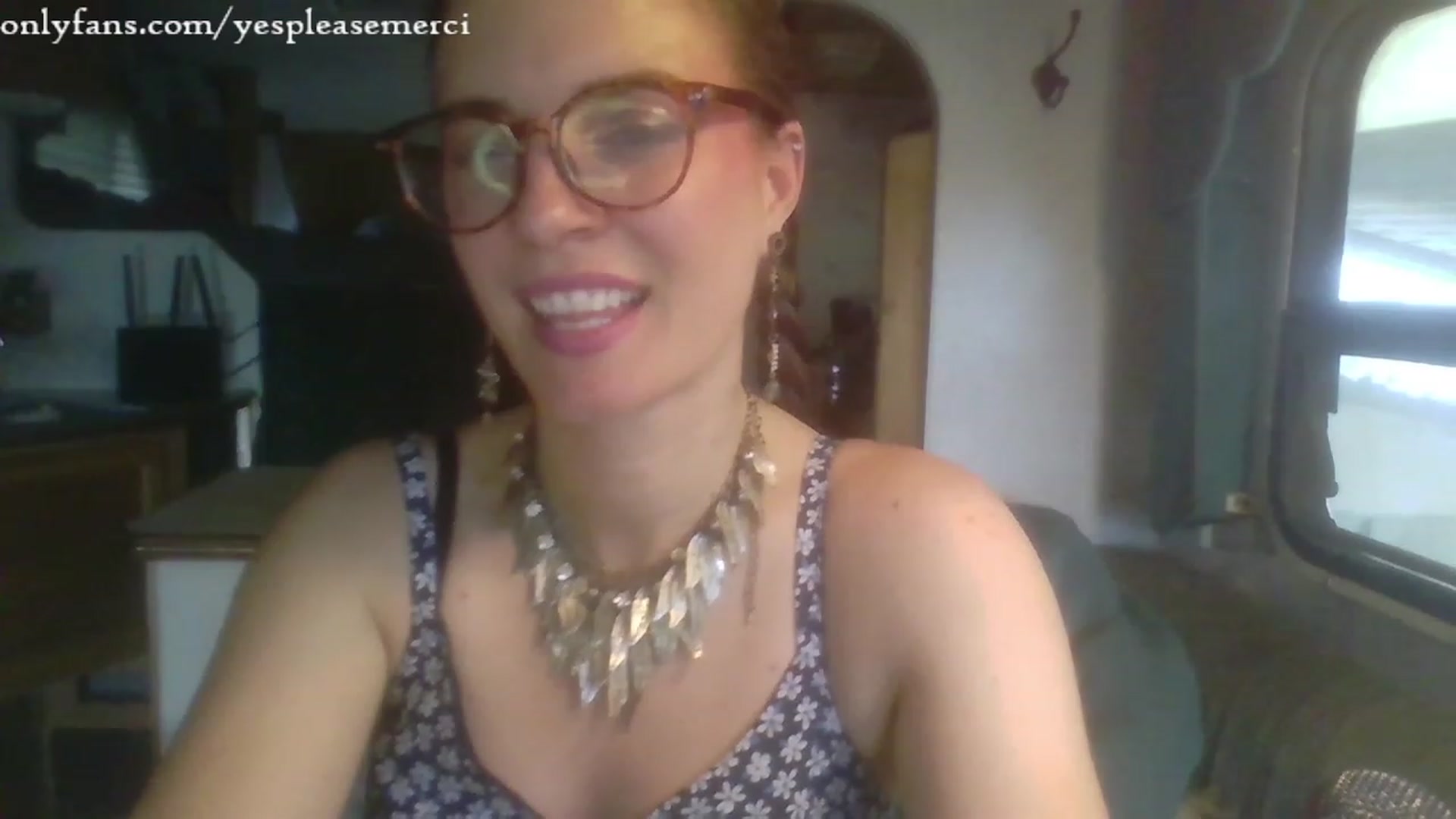 Gallery image thumbnail from yespleasemmhm's myfreecams stream on, 08/04/2023, 17:27 image 4 of 20
