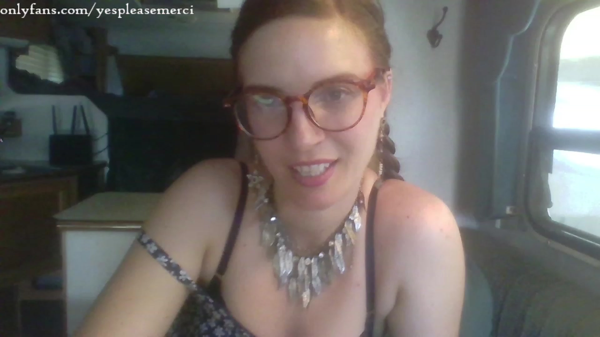 Gallery image thumbnail from yespleasemmhm's myfreecams stream on, 08/04/2023, 17:27 image 18 of 20