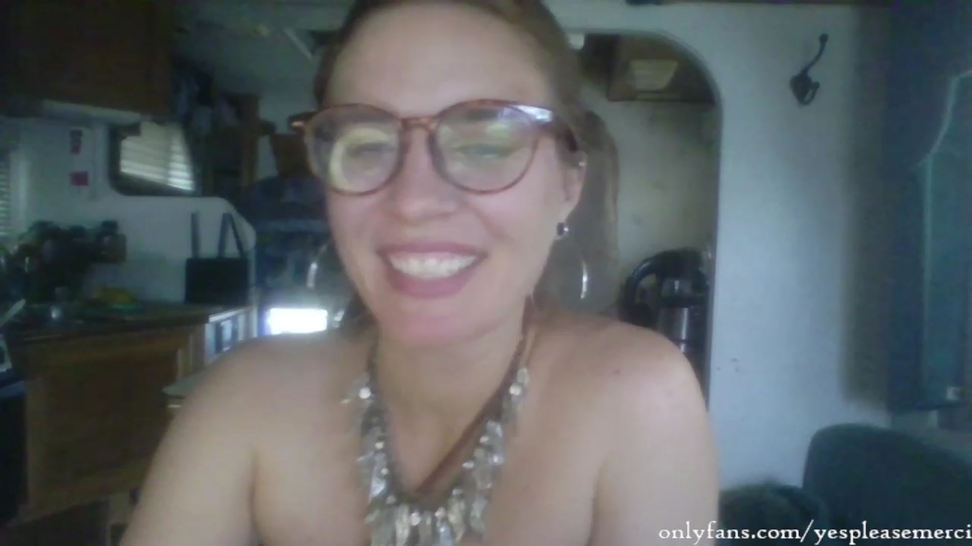 Gallery image thumbnail from yespleasemmhm's myfreecams stream on, 08/14/2023, 19:33 image 4 of 20