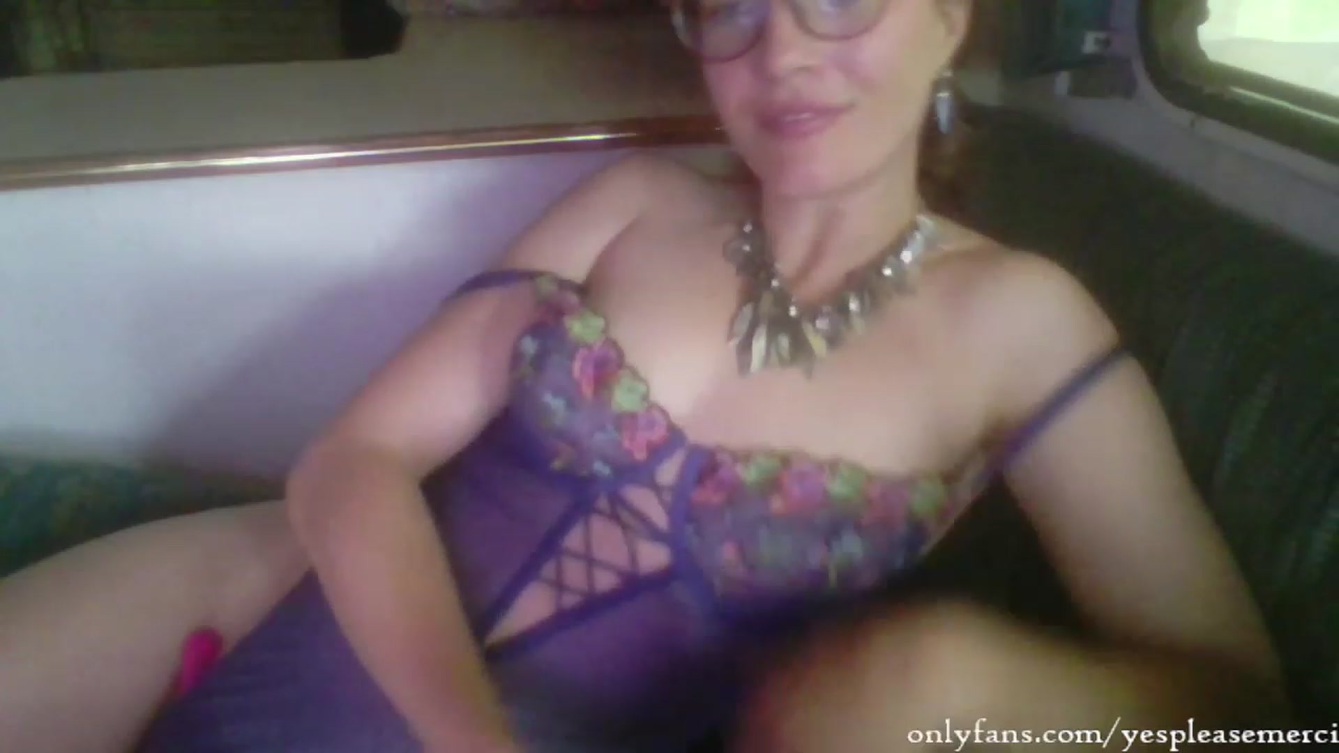 Gallery image thumbnail from yespleasemmhm's myfreecams stream on, 08/16/2023, 16:14 image 12 of 20