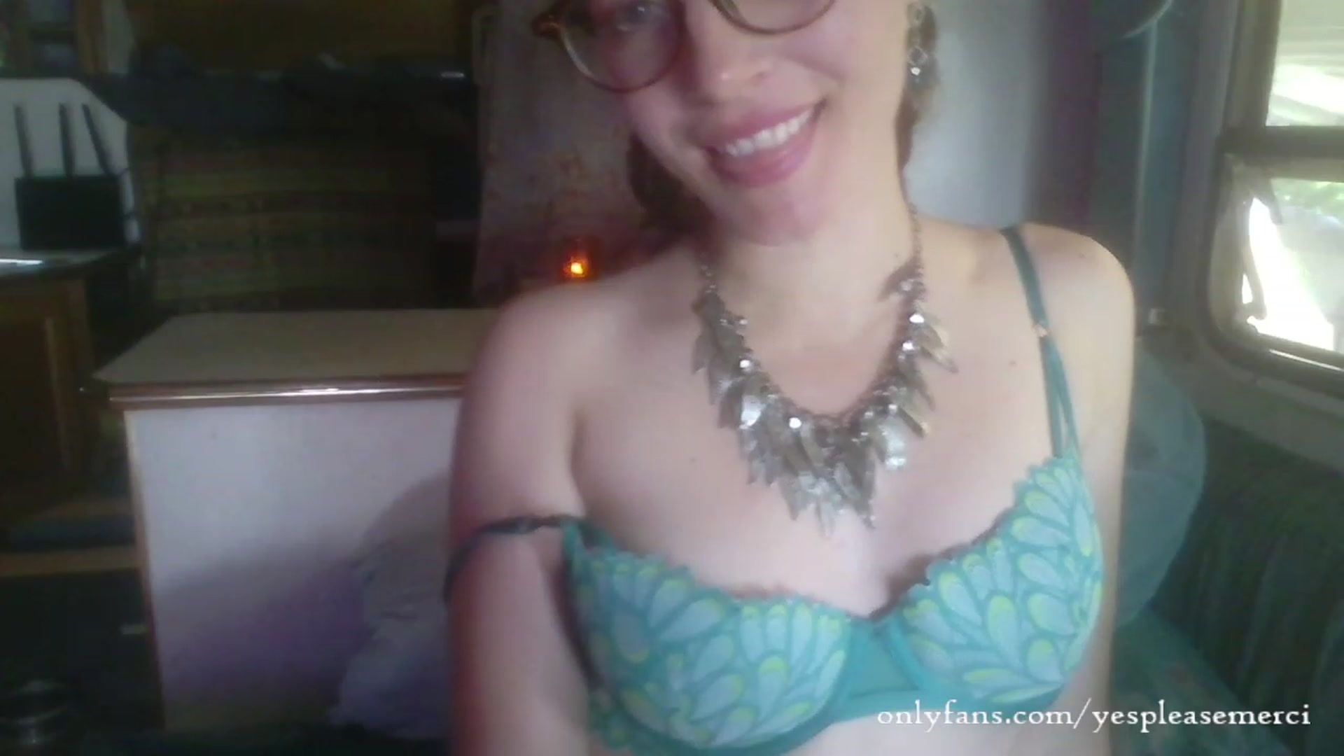 Gallery image thumbnail from yespleasemmhm's myfreecams stream on, 08/25/2023, 19:27 image 3 of 20