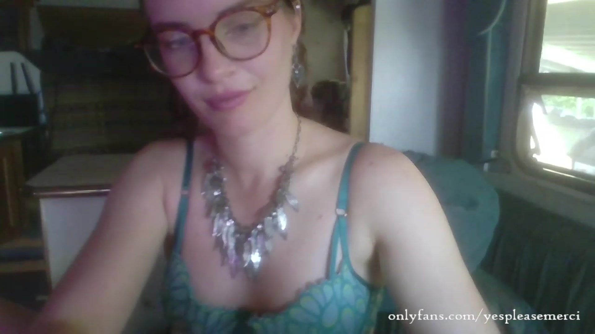 Gallery image thumbnail from yespleasemmhm's myfreecams stream on, 08/25/2023, 19:27 image 12 of 20