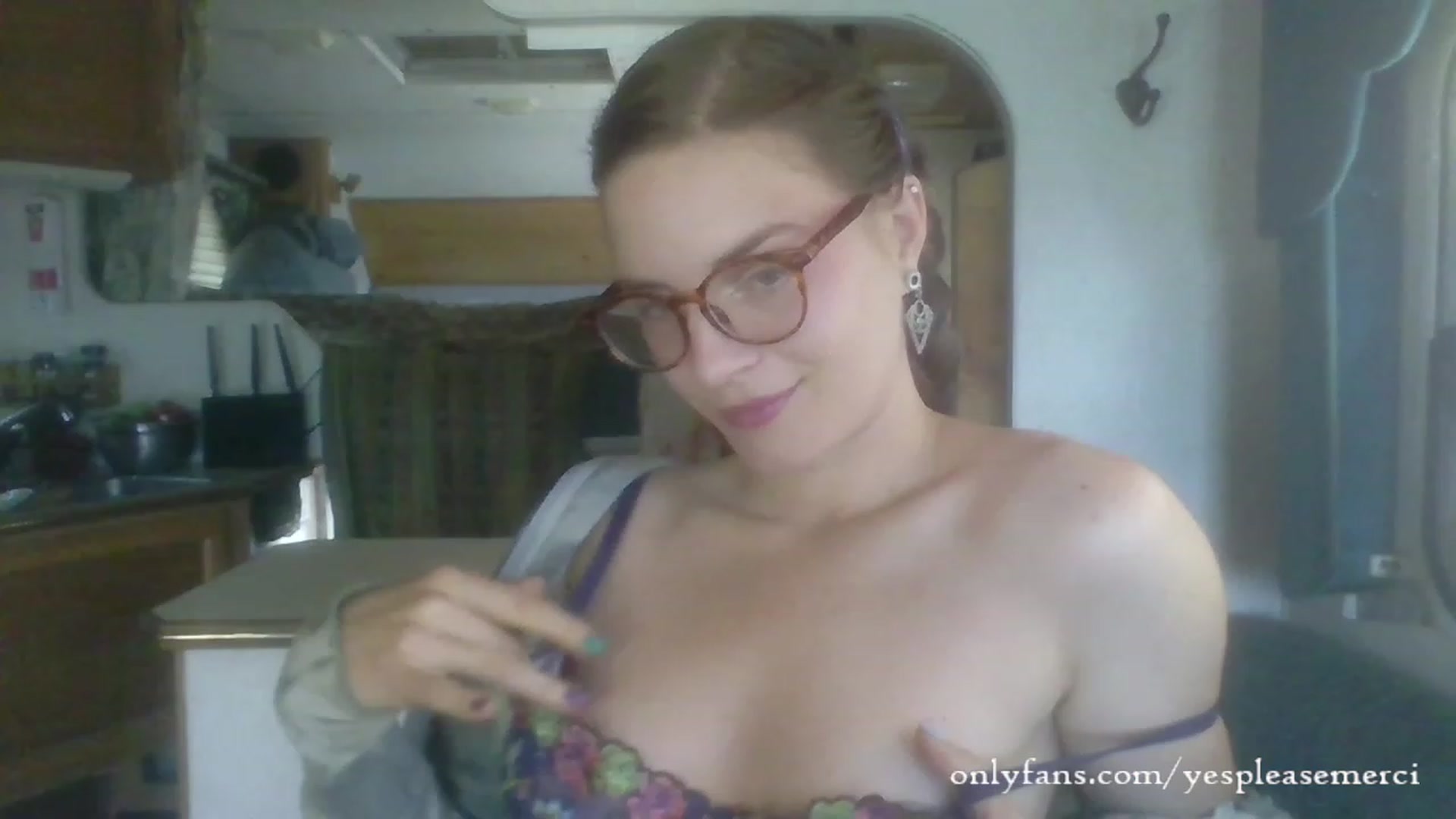 Gallery image thumbnail from yespleasemmhm's myfreecams stream on, 09/18/2023, 14:25 image 12 of 20