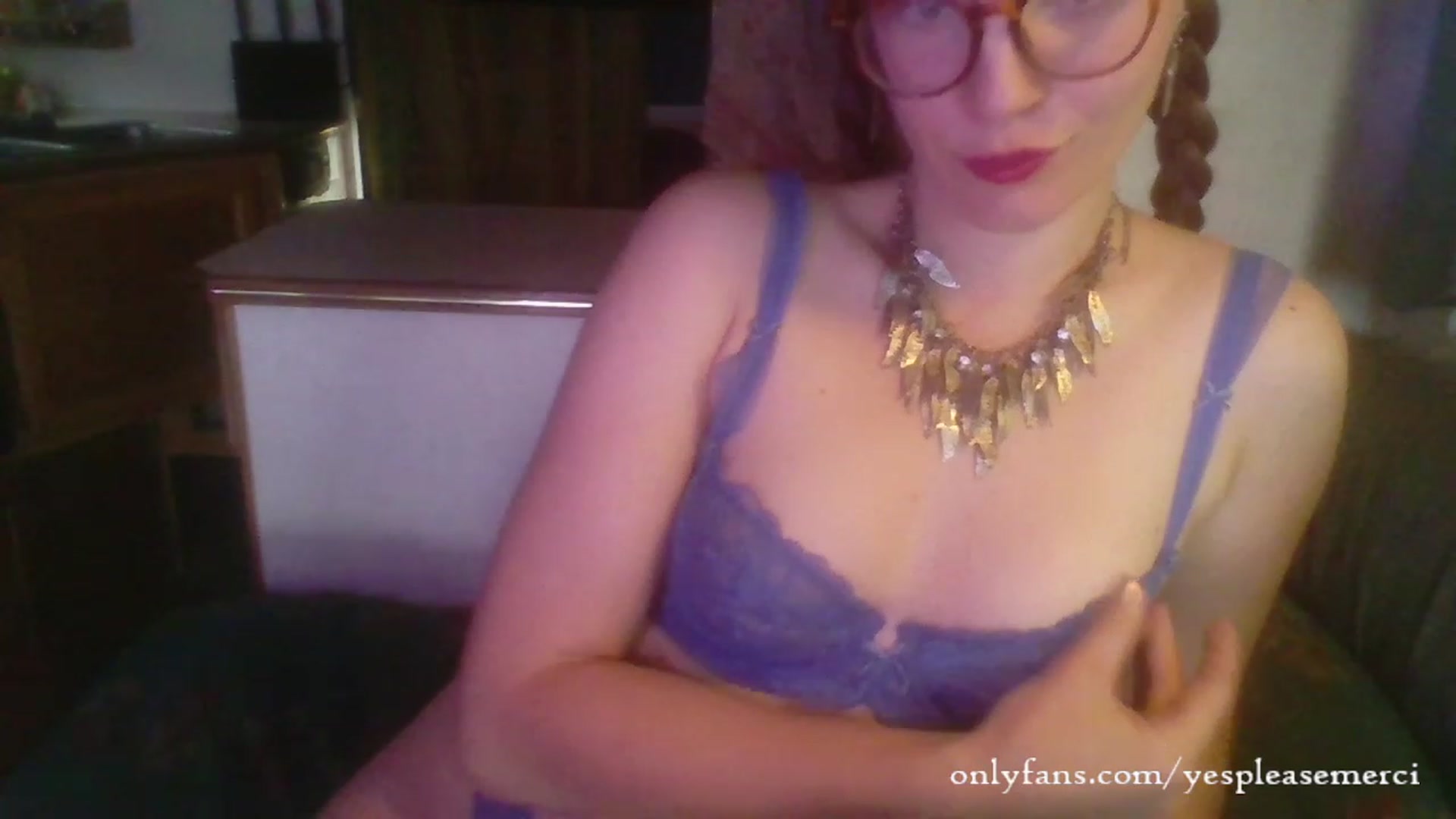 Gallery image thumbnail from yespleasemmhm's myfreecams stream on, 10/16/2023, 15:19 image 5 of 20