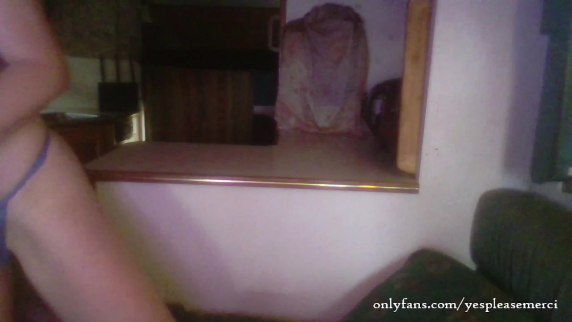 Gallery image thumbnail from yespleasemmhm's myfreecams stream on, 10/16/2023, 15:19 image 17 of 20