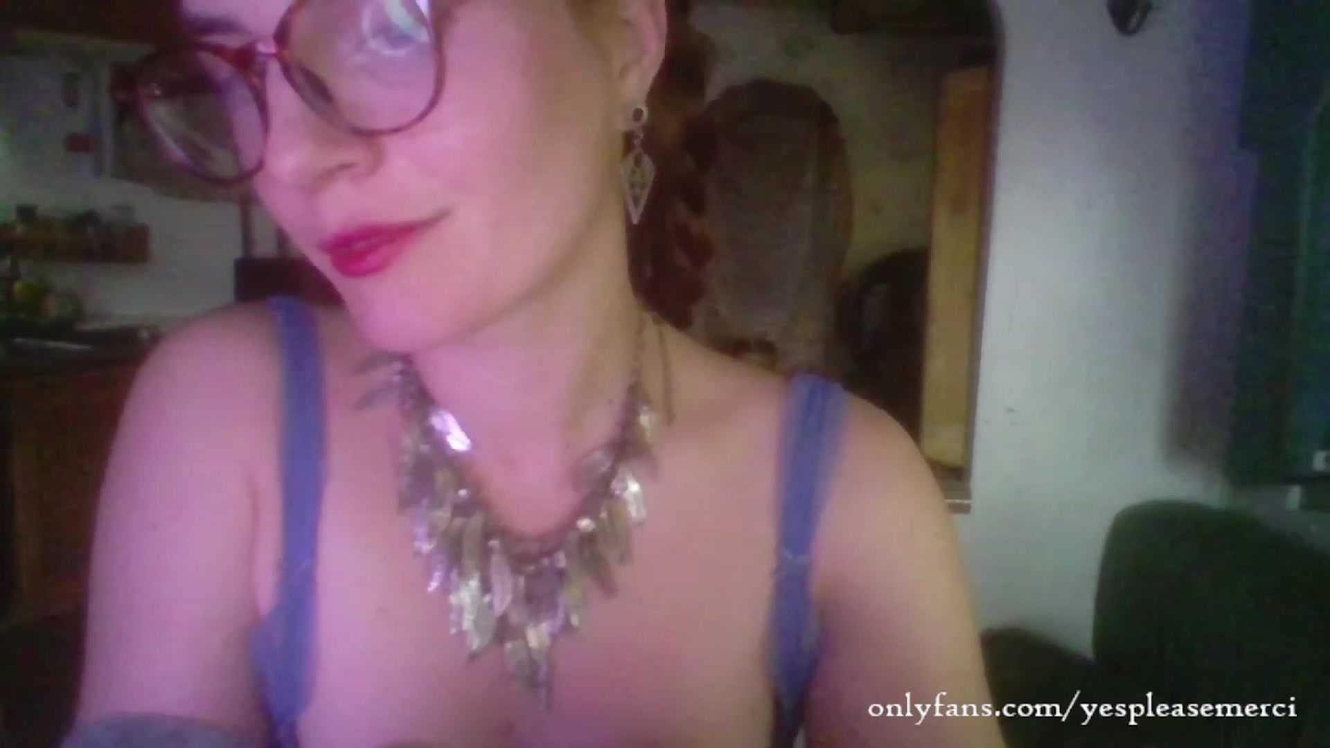 Gallery image thumbnail from yespleasemmhm's myfreecams stream on, 10/16/2023, 15:53 image 15 of 20