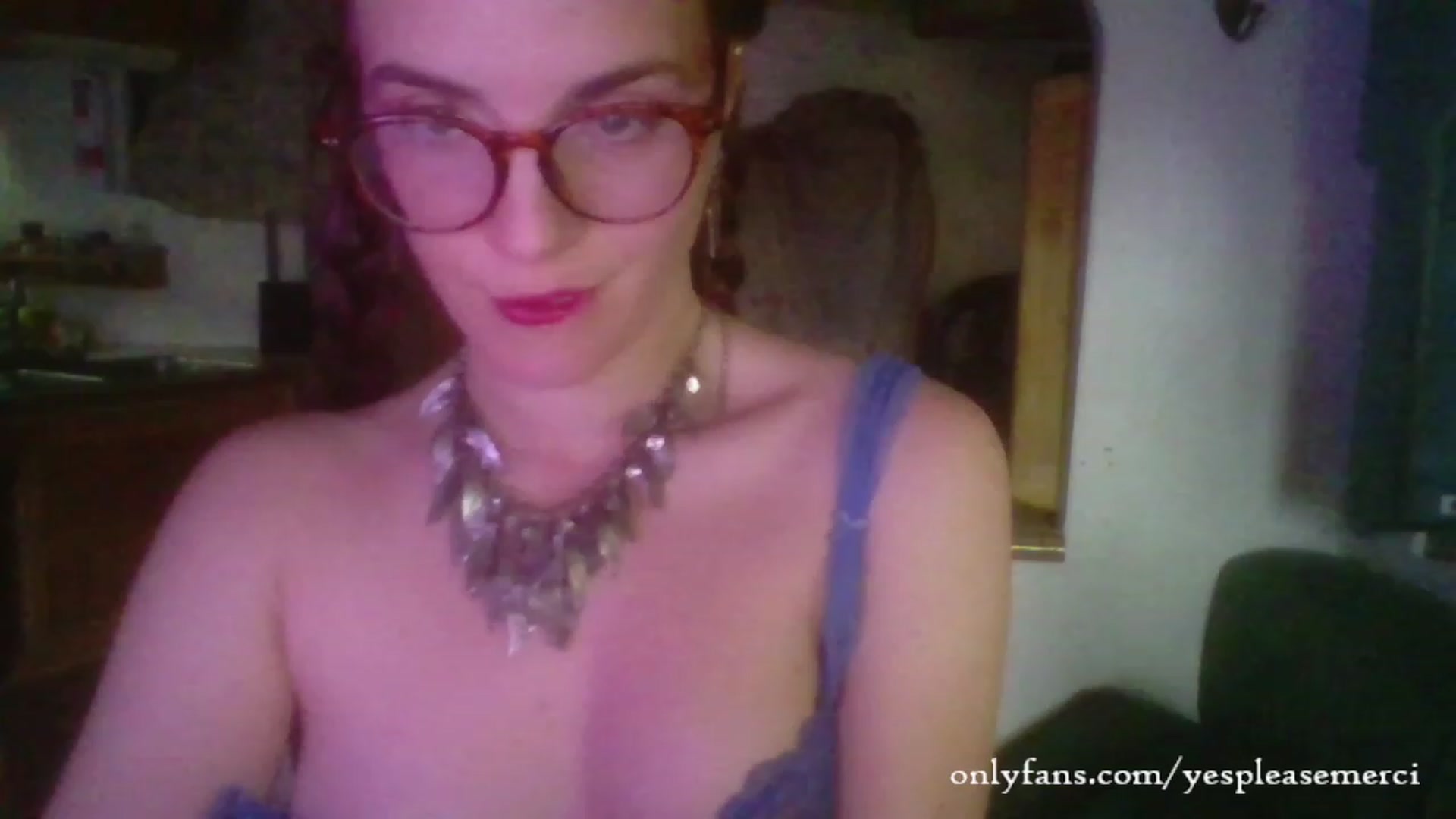 Gallery image thumbnail from yespleasemmhm's myfreecams stream on, 10/16/2023, 15:53 image 13 of 20