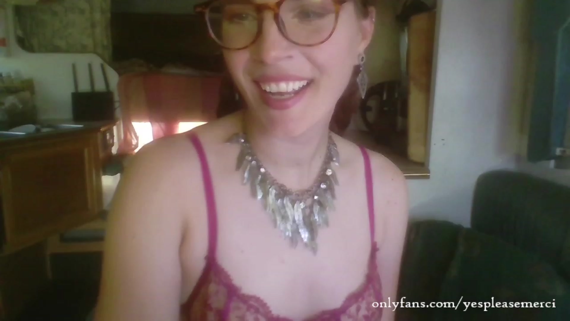 Gallery image thumbnail from yespleasemmhm's myfreecams stream on, 11/08/2023, 16:37 image 14 of 20