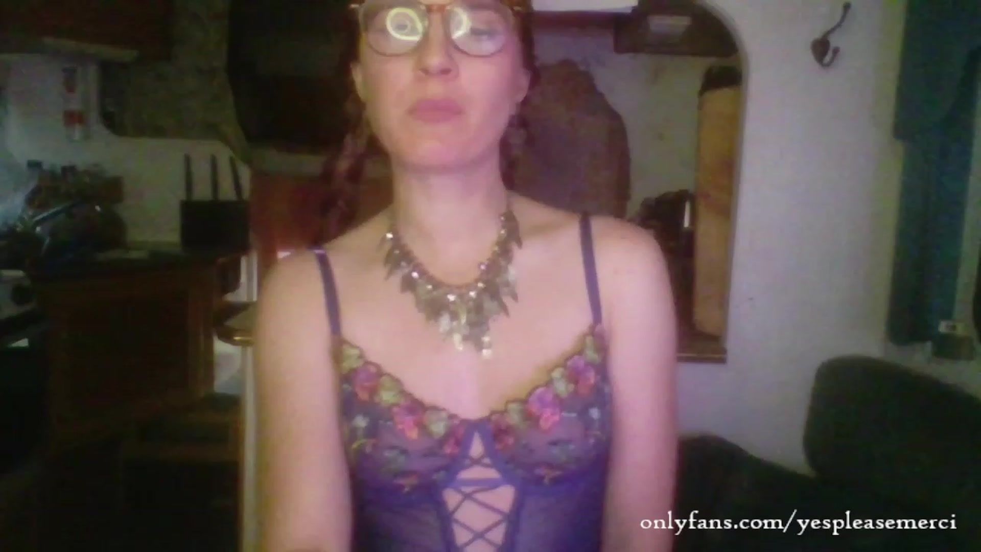 Gallery image thumbnail from yespleasemmhm's myfreecams stream on, 11/10/2023, 20:44 image 7 of 20