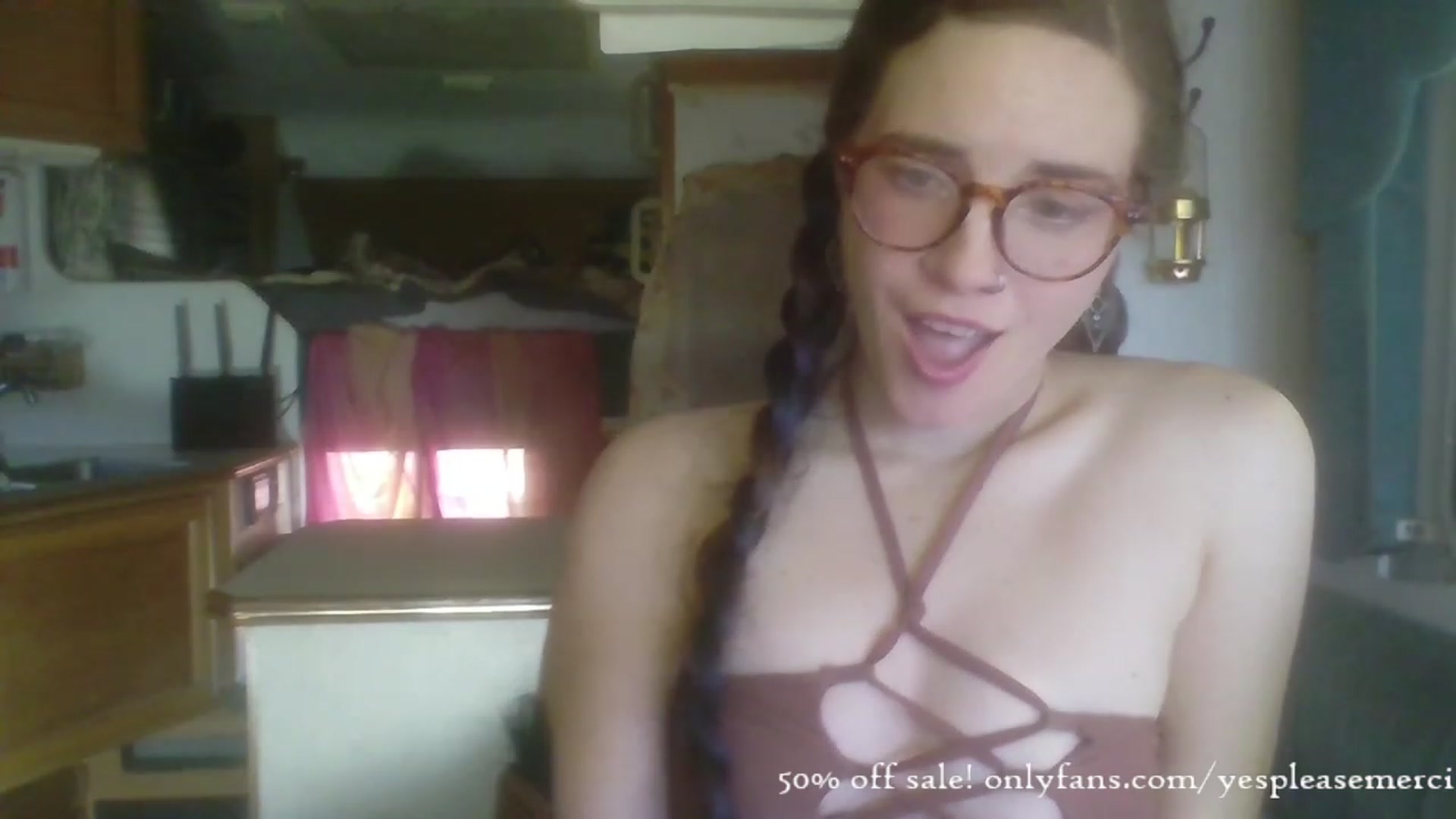 Gallery image thumbnail from yespleasemmhm's myfreecams stream on, 11/29/2023, 17:43 image 8 of 20