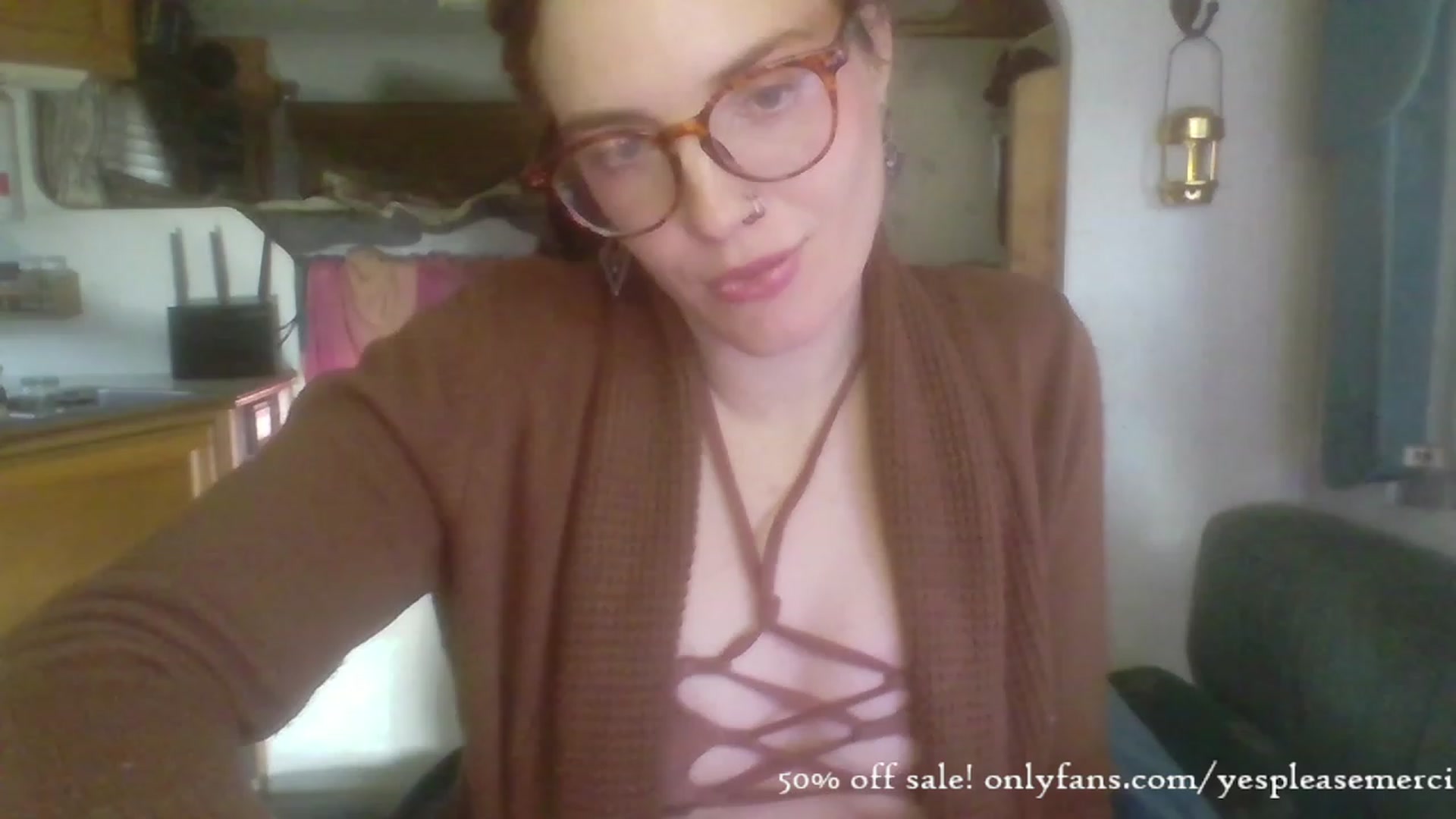 Gallery image thumbnail from yespleasemmhm's myfreecams stream on, 11/29/2023, 19:11 image 7 of 20