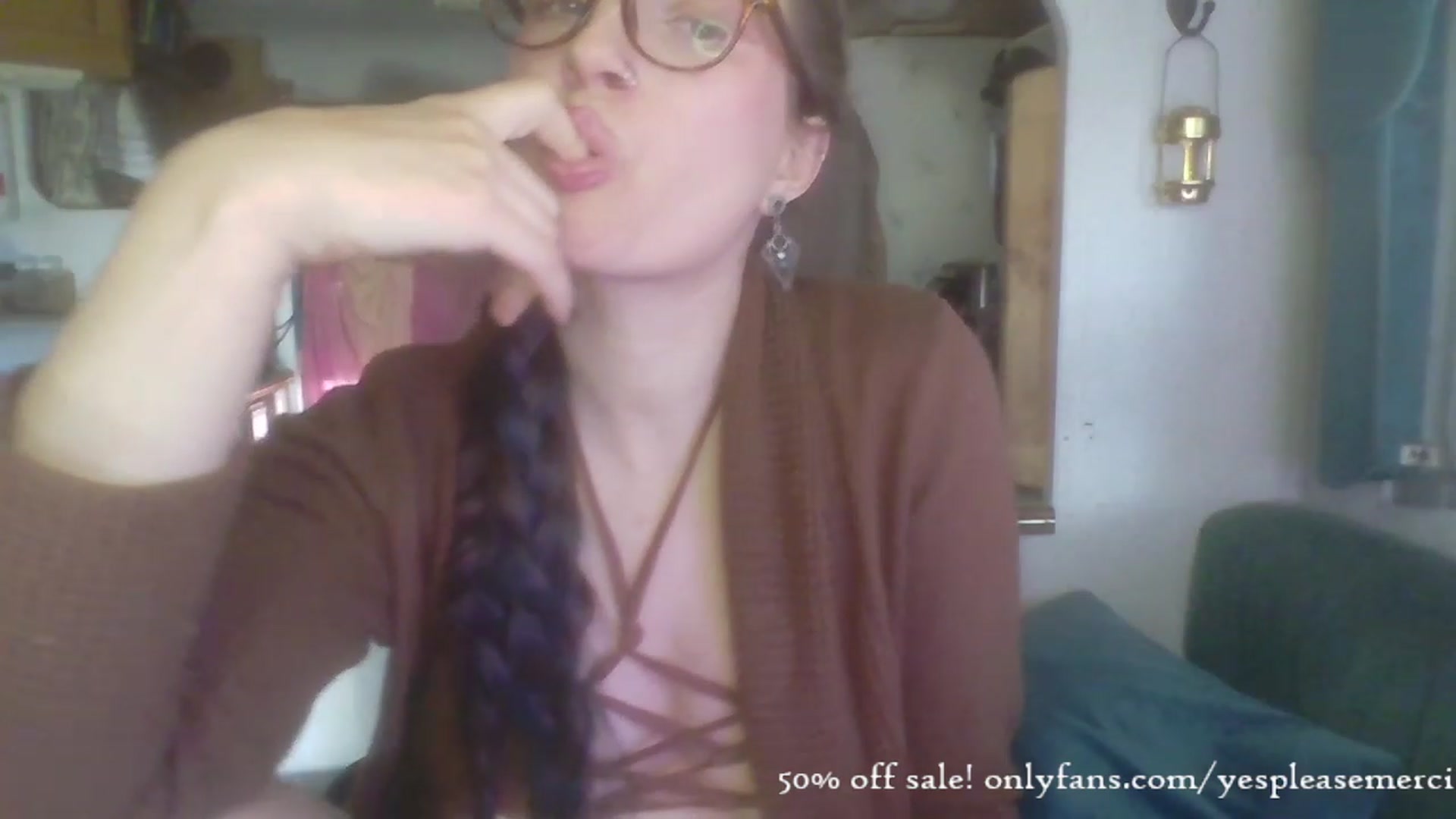 Gallery image thumbnail from yespleasemmhm's myfreecams stream on, 11/29/2023, 19:11 image 17 of 20