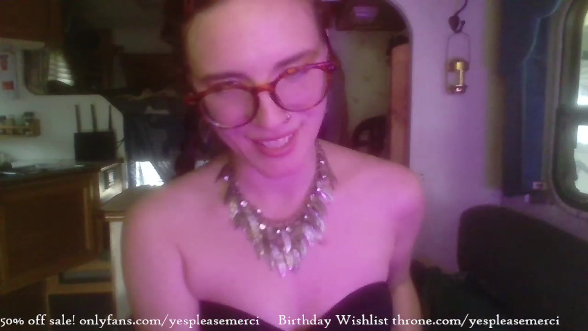 Gallery image thumbnail from yespleasemmhm's myfreecams stream on, 12/04/2023, 17:44 image 9 of 20