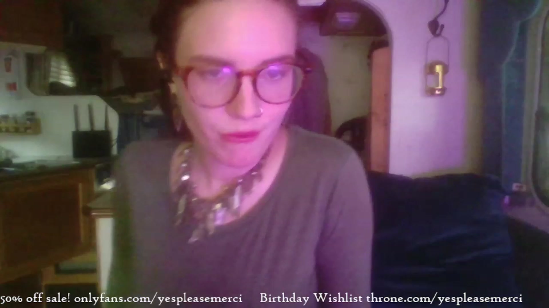 Gallery image thumbnail from yespleasemmhm's myfreecams stream on, 12/04/2023, 20:11 image 17 of 20
