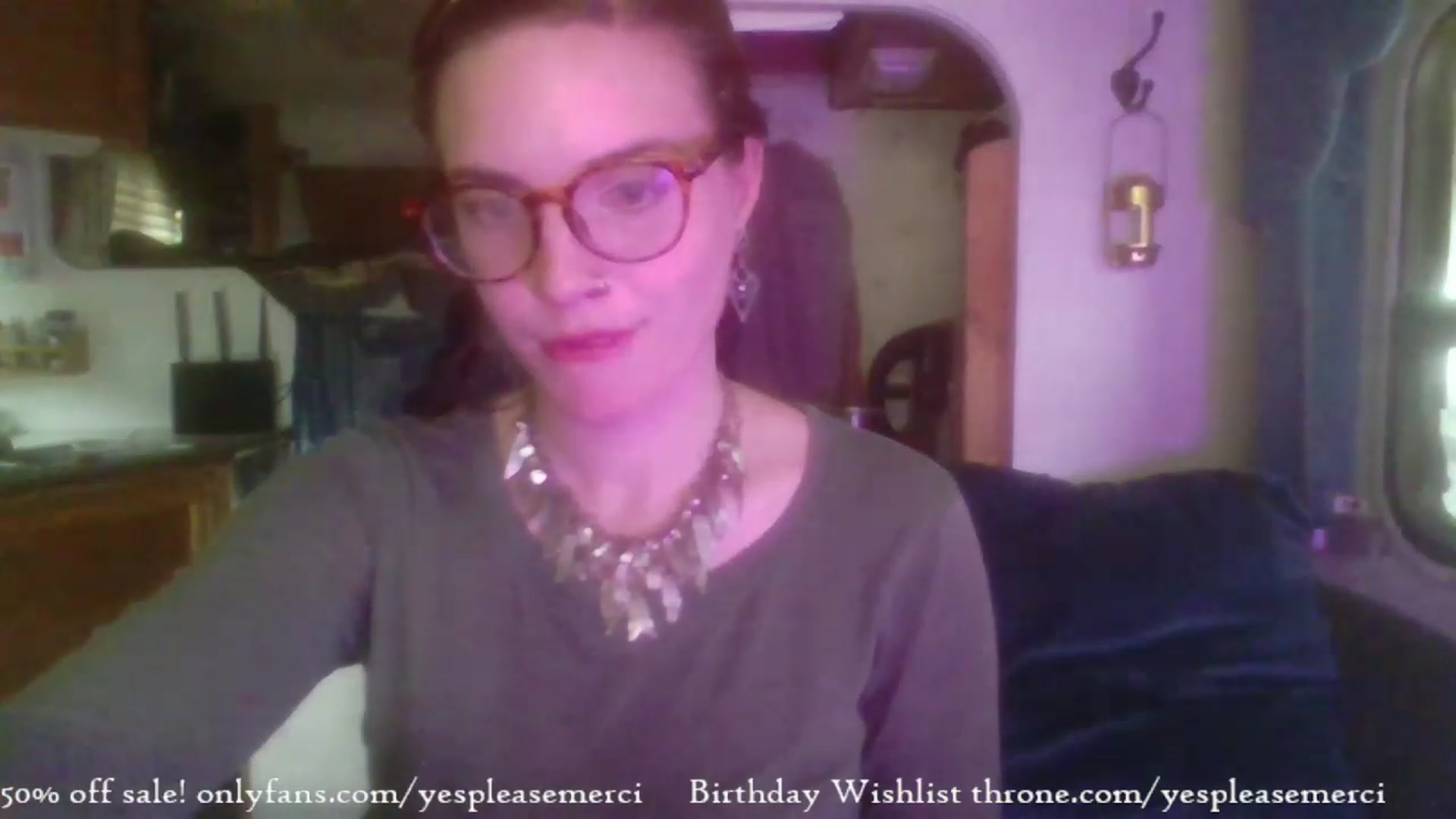 Gallery image thumbnail from yespleasemmhm's myfreecams stream on, 12/04/2023, 20:11 image 20 of 20