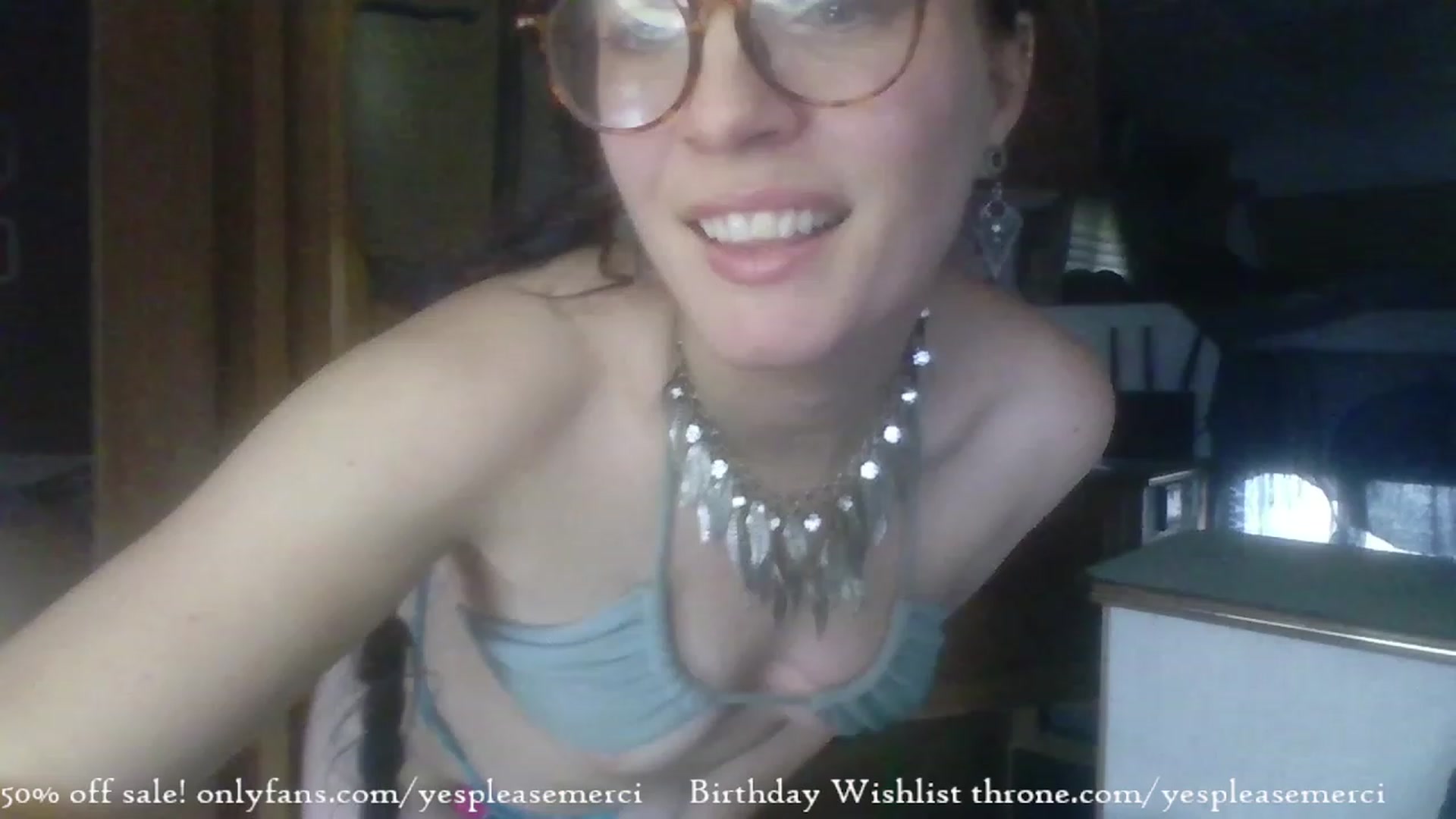 Gallery image thumbnail from yespleasemmhm's myfreecams stream on, 12/06/2023, 18:22 image 2 of 20