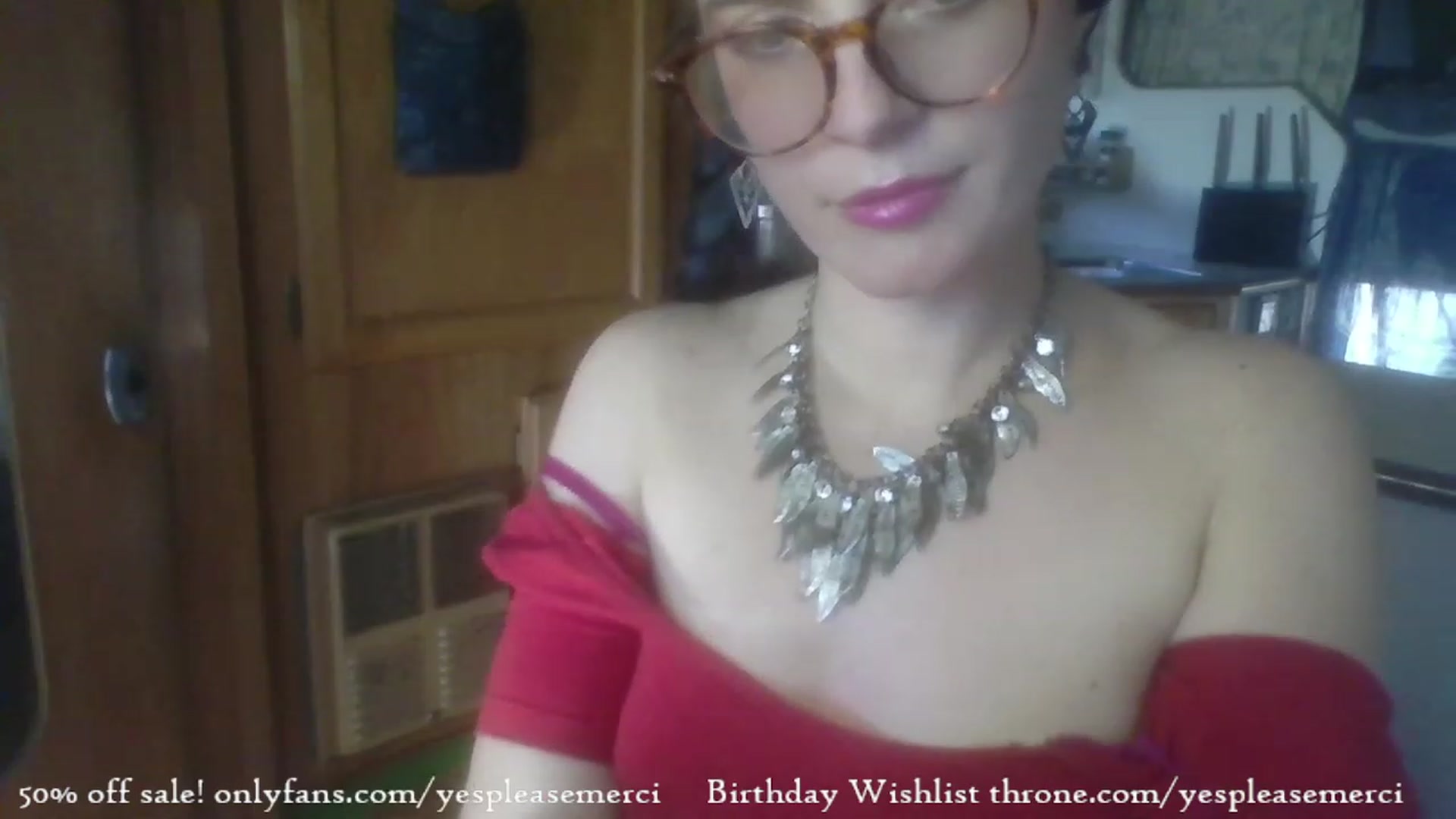 Gallery image thumbnail from yespleasemmhm's myfreecams stream on, 12/13/2023, 19:22 image 10 of 20