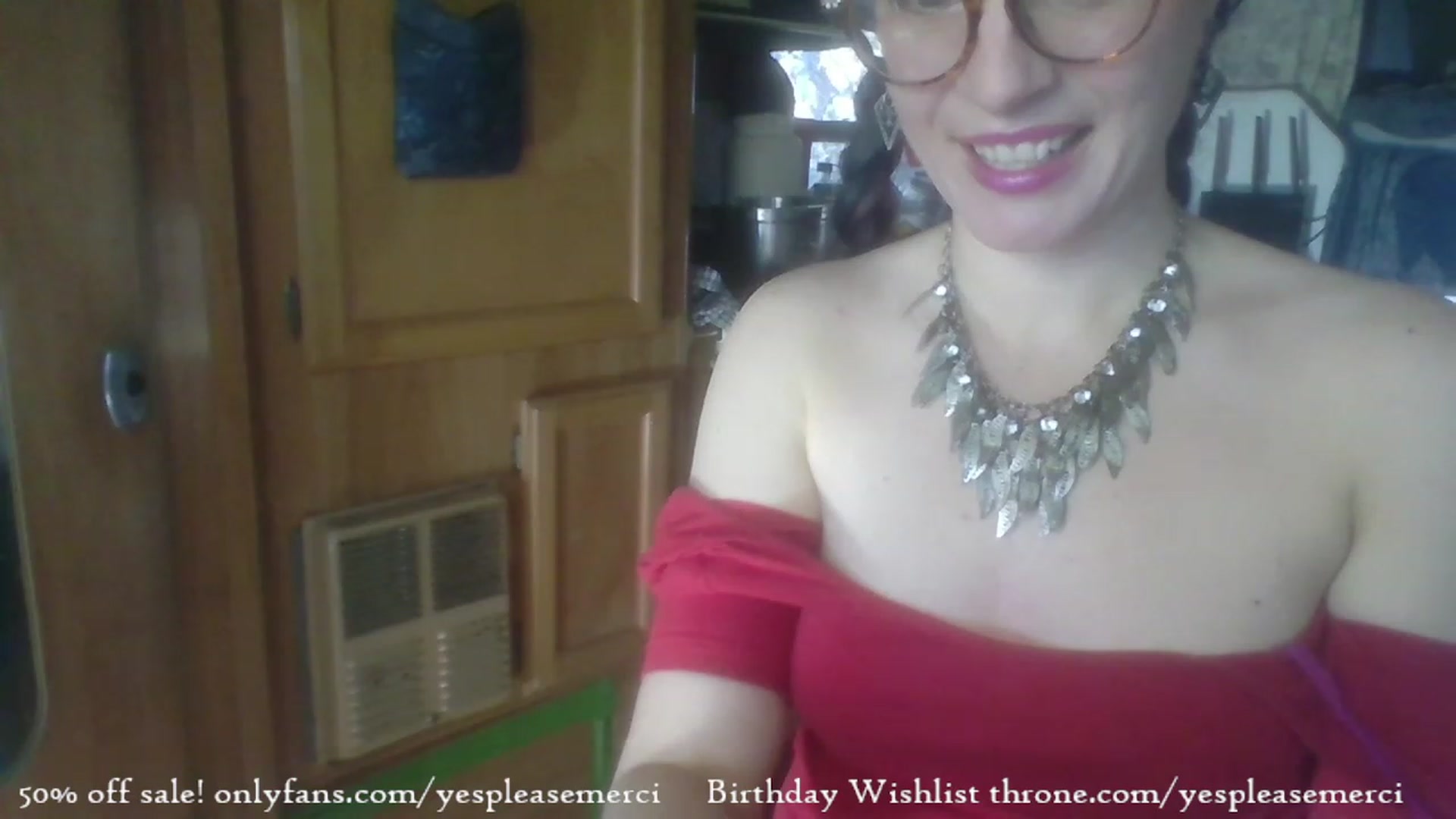 Gallery image thumbnail from yespleasemmhm's myfreecams stream on, 12/13/2023, 19:22 image 5 of 20