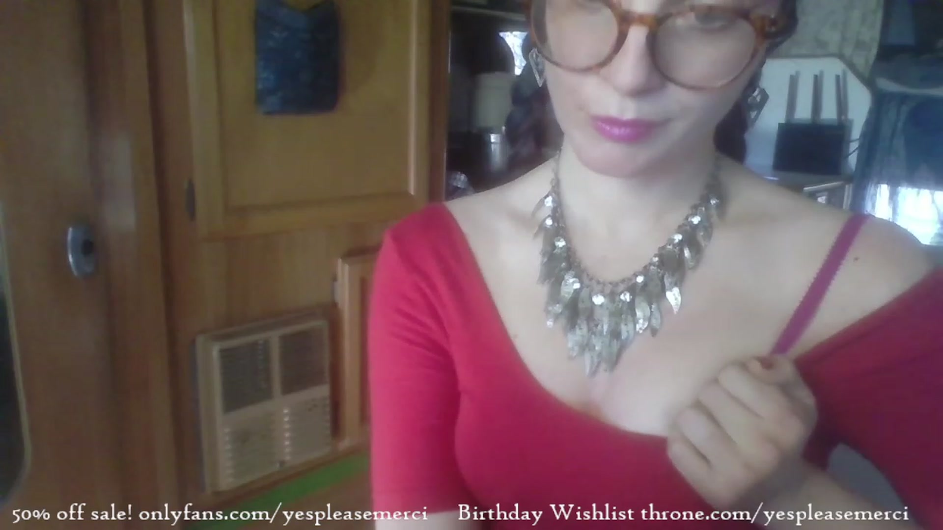 Gallery image thumbnail from yespleasemmhm's myfreecams stream on, 12/13/2023, 19:22 image 6 of 20