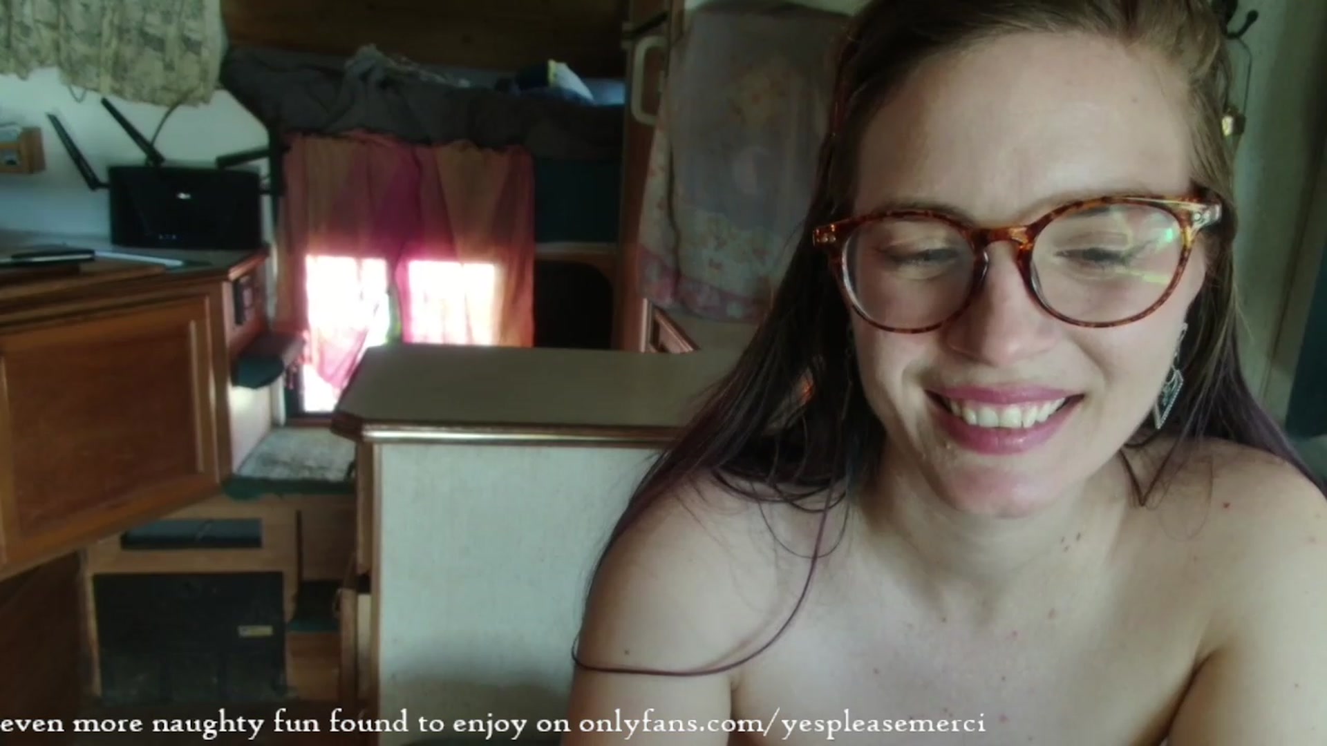 Gallery image thumbnail from yespleasemmhm's myfreecams stream on, 03/13/2024, 17:37 image 12 of 20