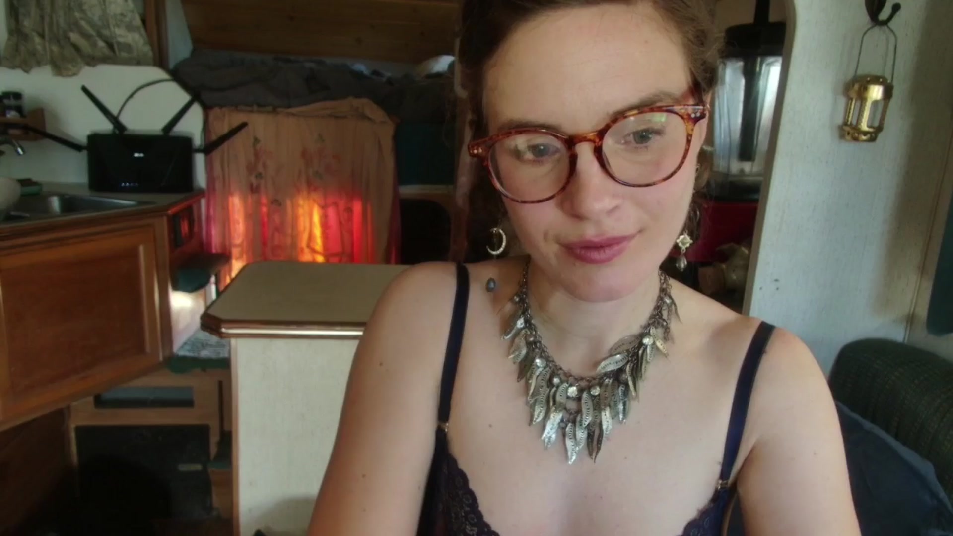 Gallery image thumbnail from yespleasemmhm's myfreecams stream on, 03/25/2024, 16:38 image 8 of 20