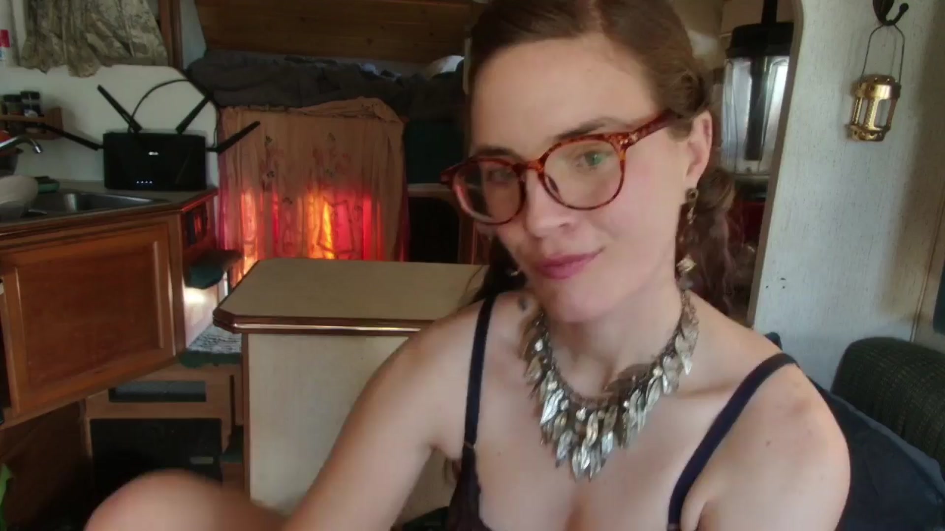 Gallery image thumbnail from yespleasemmhm's myfreecams stream on, 03/25/2024, 16:38 image 6 of 20