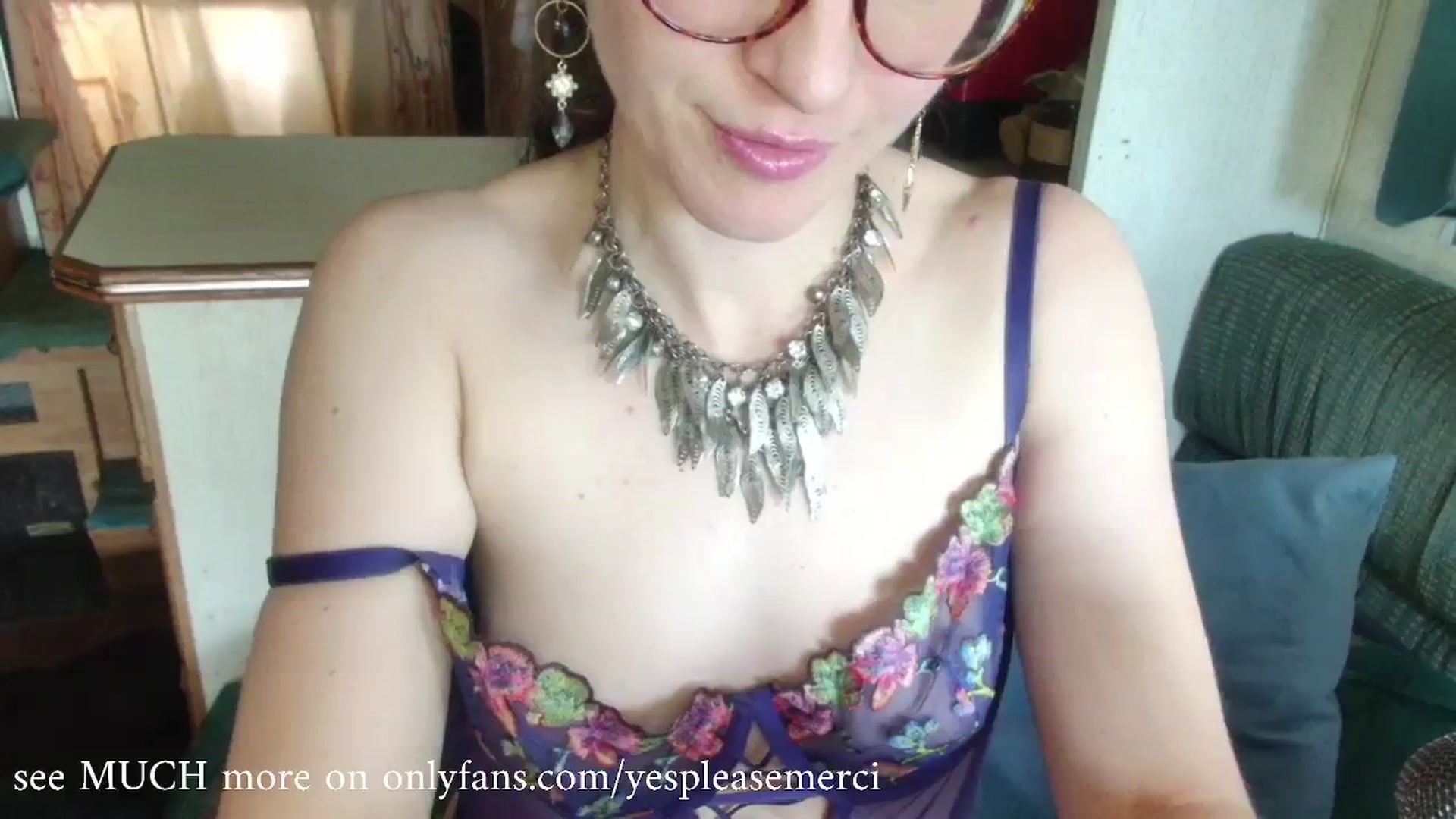 Gallery image thumbnail from yespleasemmhm's myfreecams stream on, 04/19/2024, 18:32 image 13 of 20