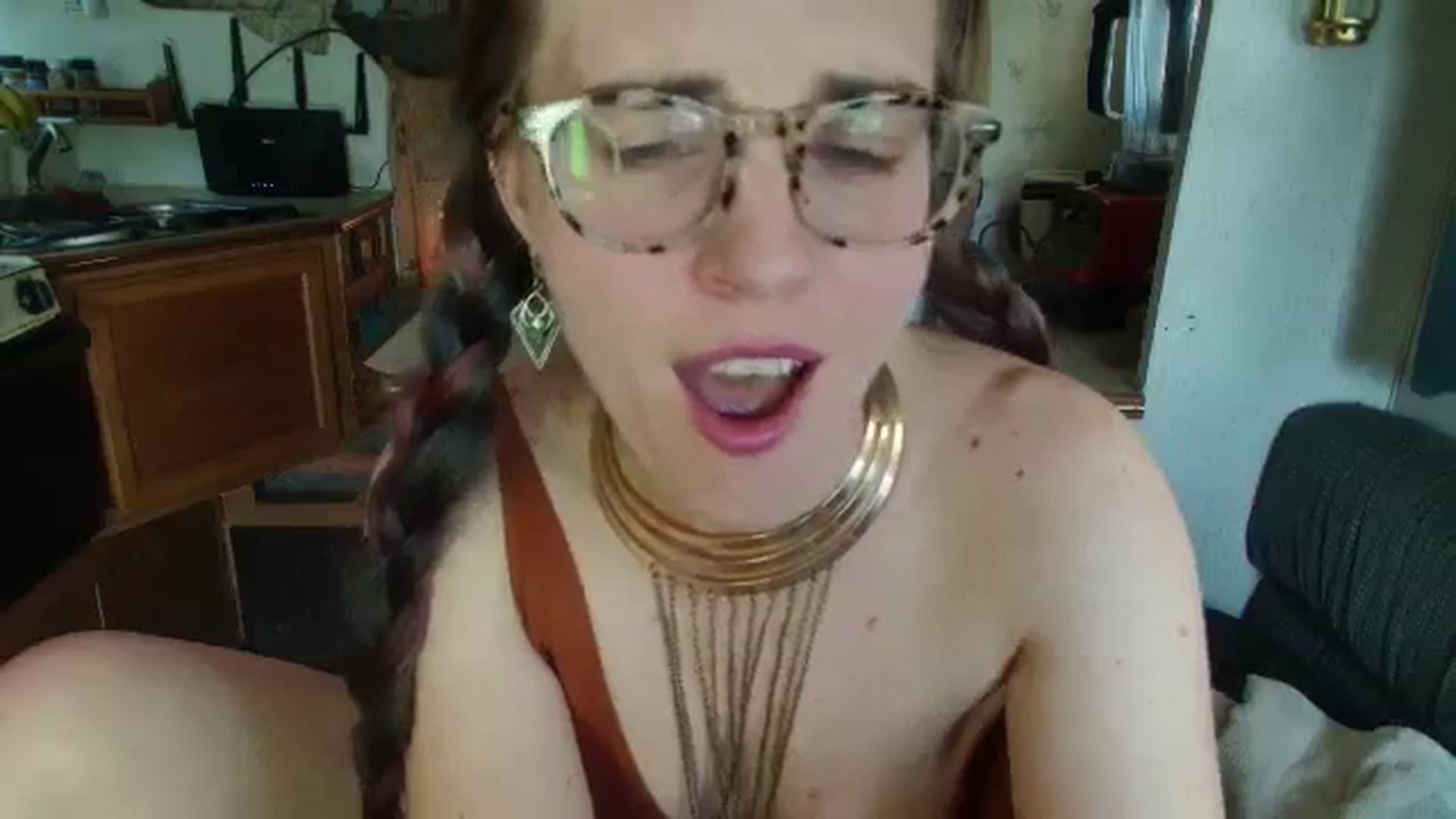 Gallery image thumbnail from yespleasemmhm's myfreecams stream on, 04/26/2024, 18:40 image 4 of 20
