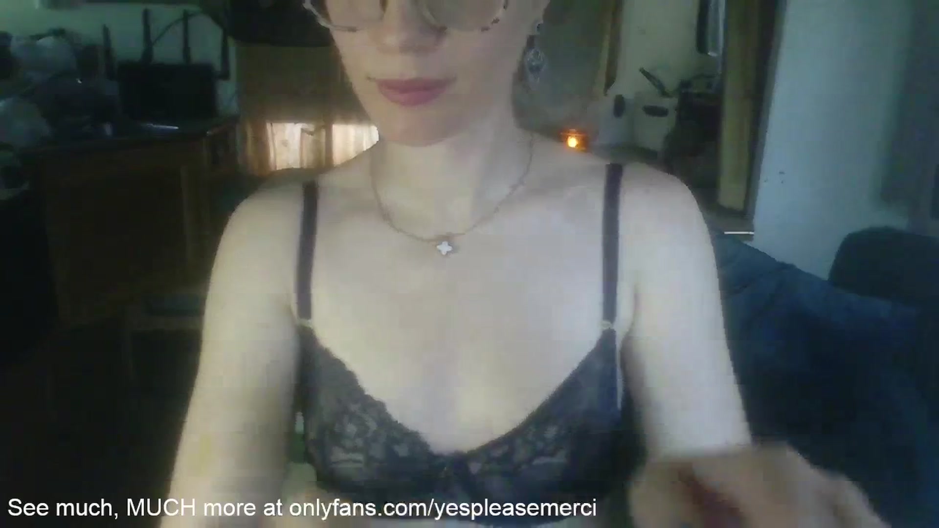 Gallery image thumbnail from yespleasemmhm's myfreecams stream on, 05/24/2024, 15:13 image 10 of 20