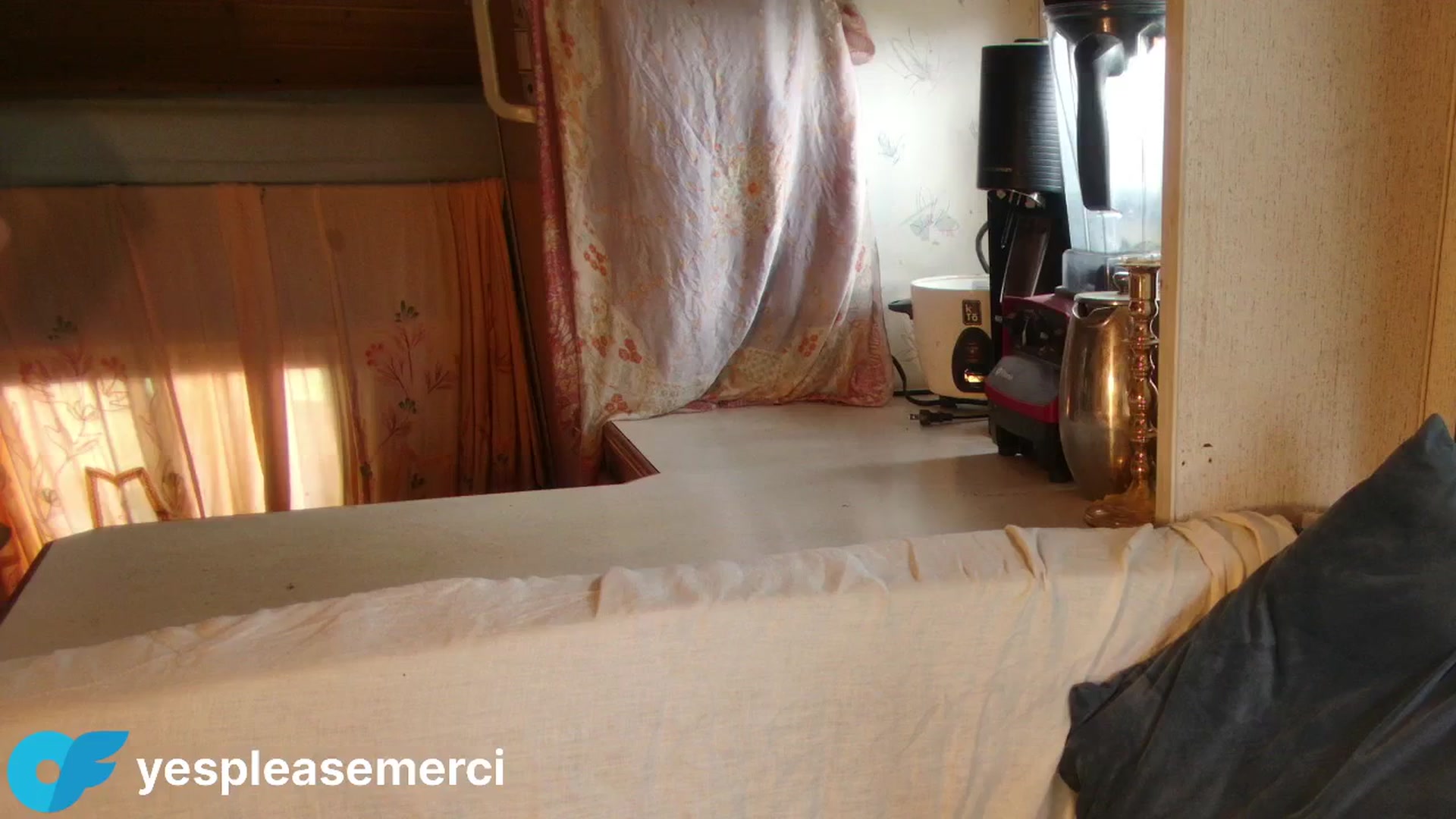 Gallery image thumbnail from yespleasemmhm's myfreecams stream on, 08/15/2025, 17:36 image 4 of 20