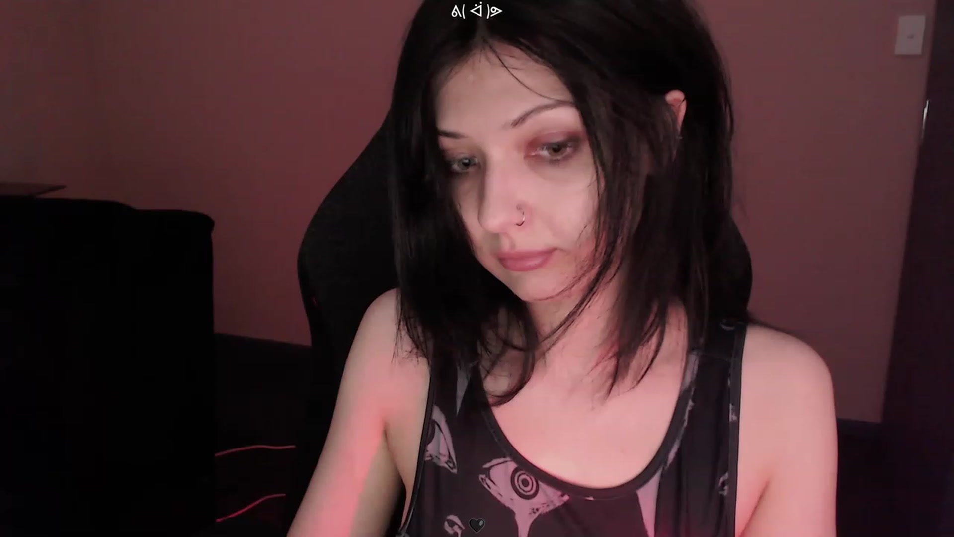 Gallery image thumbnail from yikesville's myfreecams stream on, 03/11/2023, 06:56 image 10 of 20