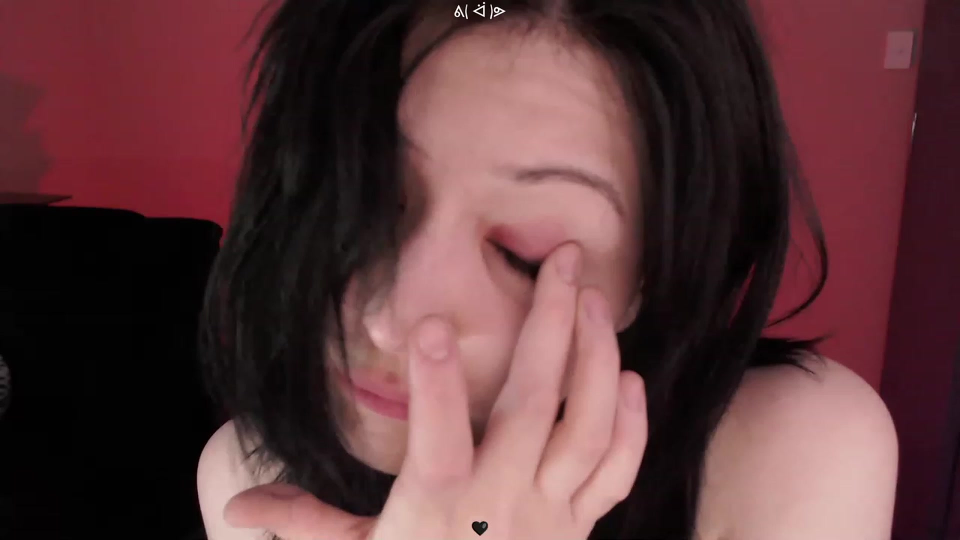 Gallery image thumbnail from yikesville's myfreecams stream on, 03/11/2023, 06:56 image 4 of 20