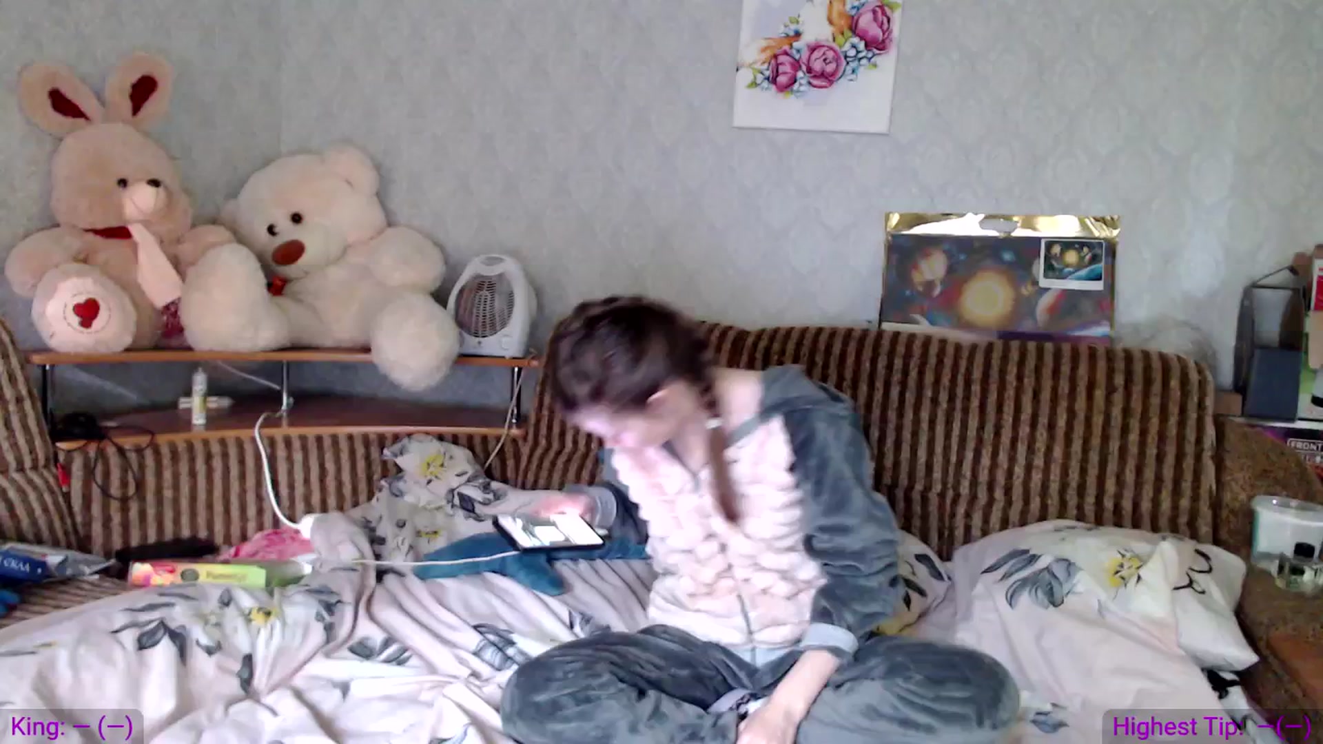 Gallery image thumbnail from your_Dream_24's myfreecams stream on, 05/18/2024, 15:15 image 17 of 20
