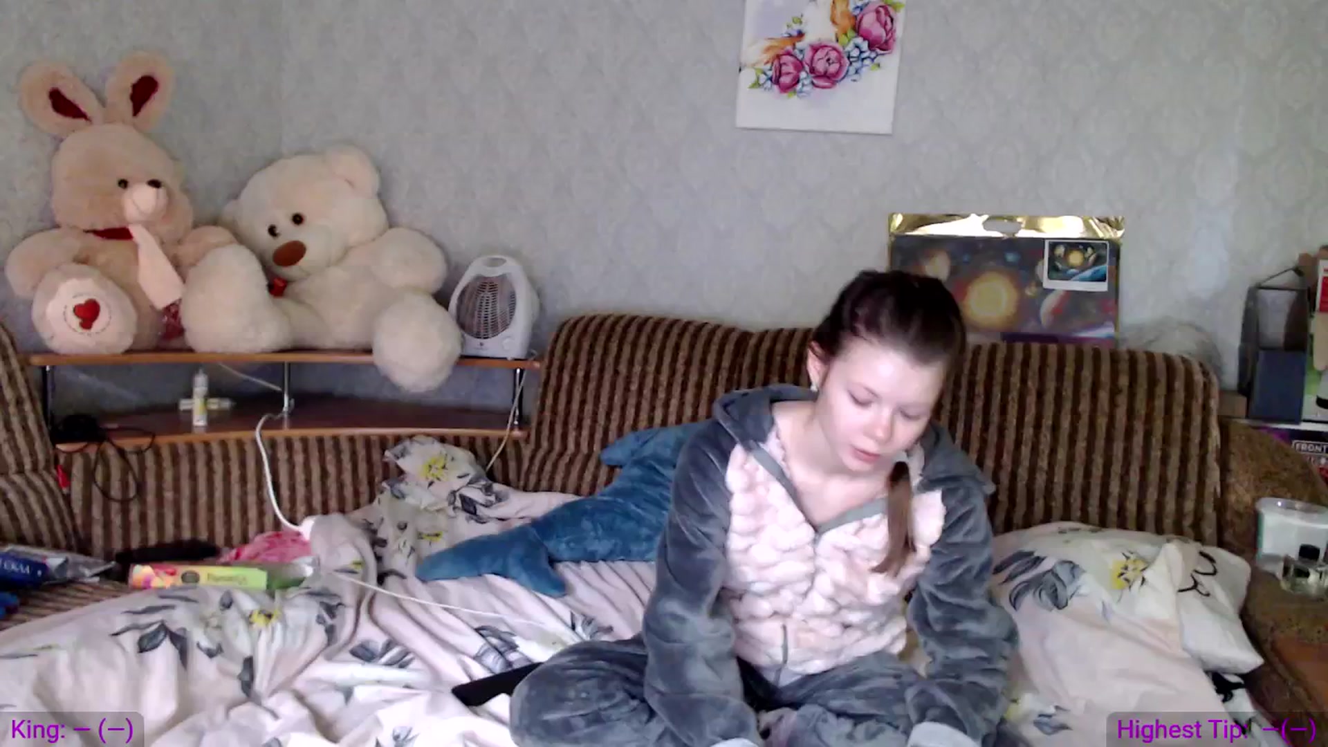 Gallery image thumbnail from your_Dream_24's myfreecams stream on, 05/18/2024, 15:15 image 14 of 20