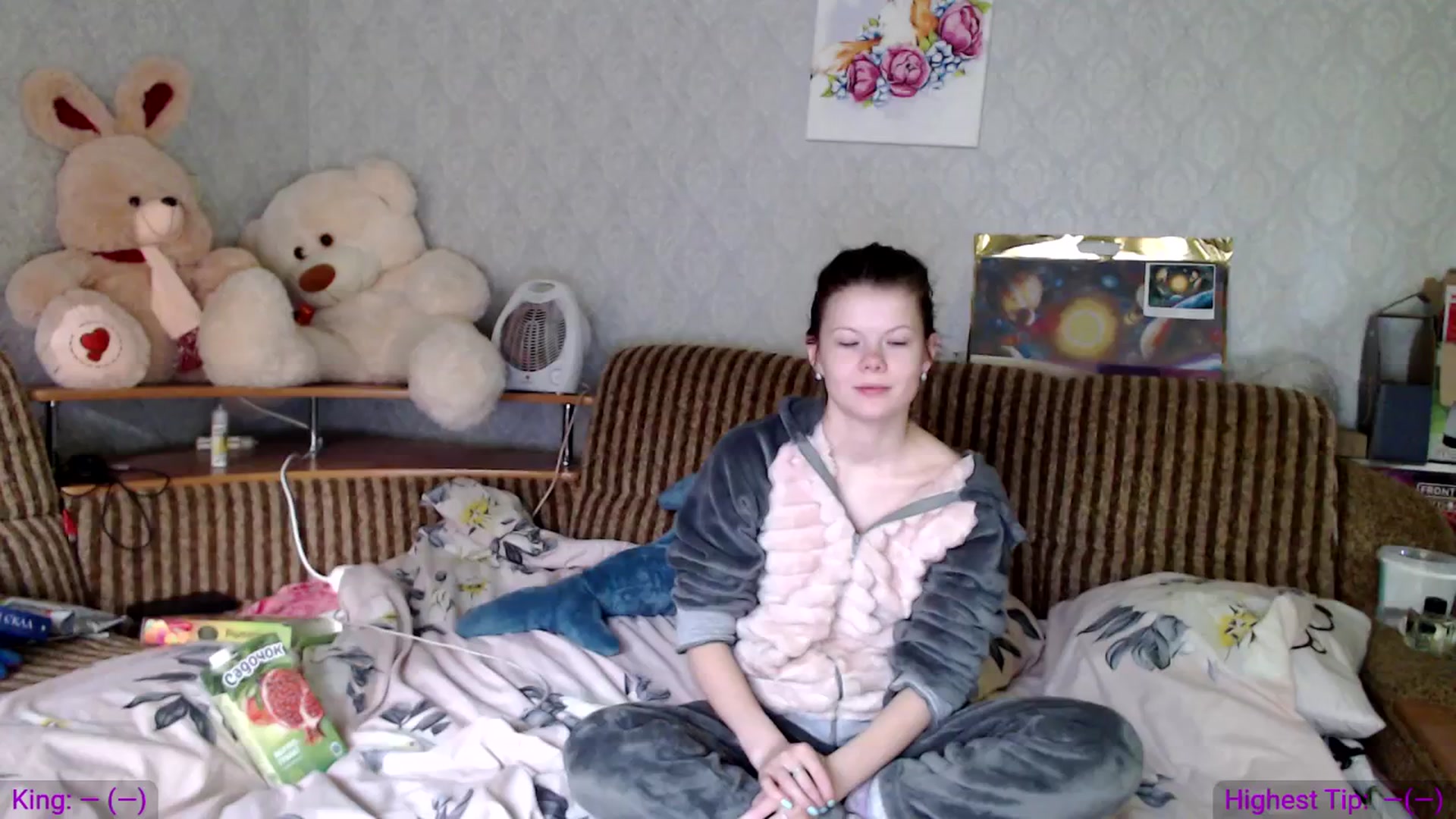Gallery image thumbnail from your_Dream_24's myfreecams stream on, 05/18/2024, 15:54 image 8 of 20