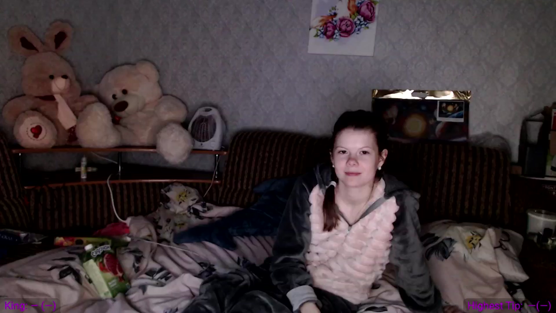Gallery image thumbnail from your_Dream_24's myfreecams stream on, 05/18/2024, 16:38 image 17 of 20