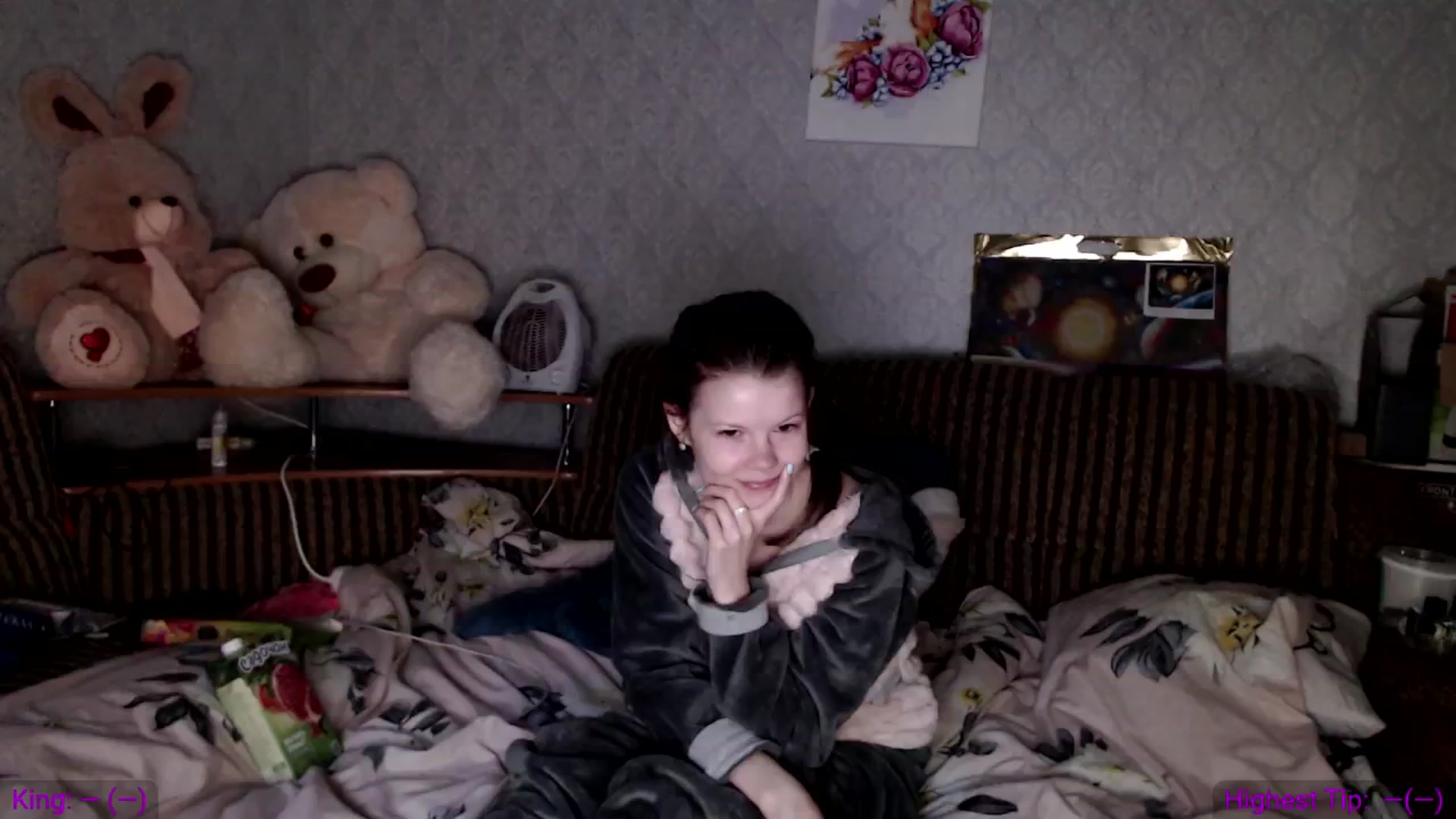 Gallery image thumbnail from your_Dream_24's myfreecams stream on, 05/18/2024, 16:38 image 16 of 20