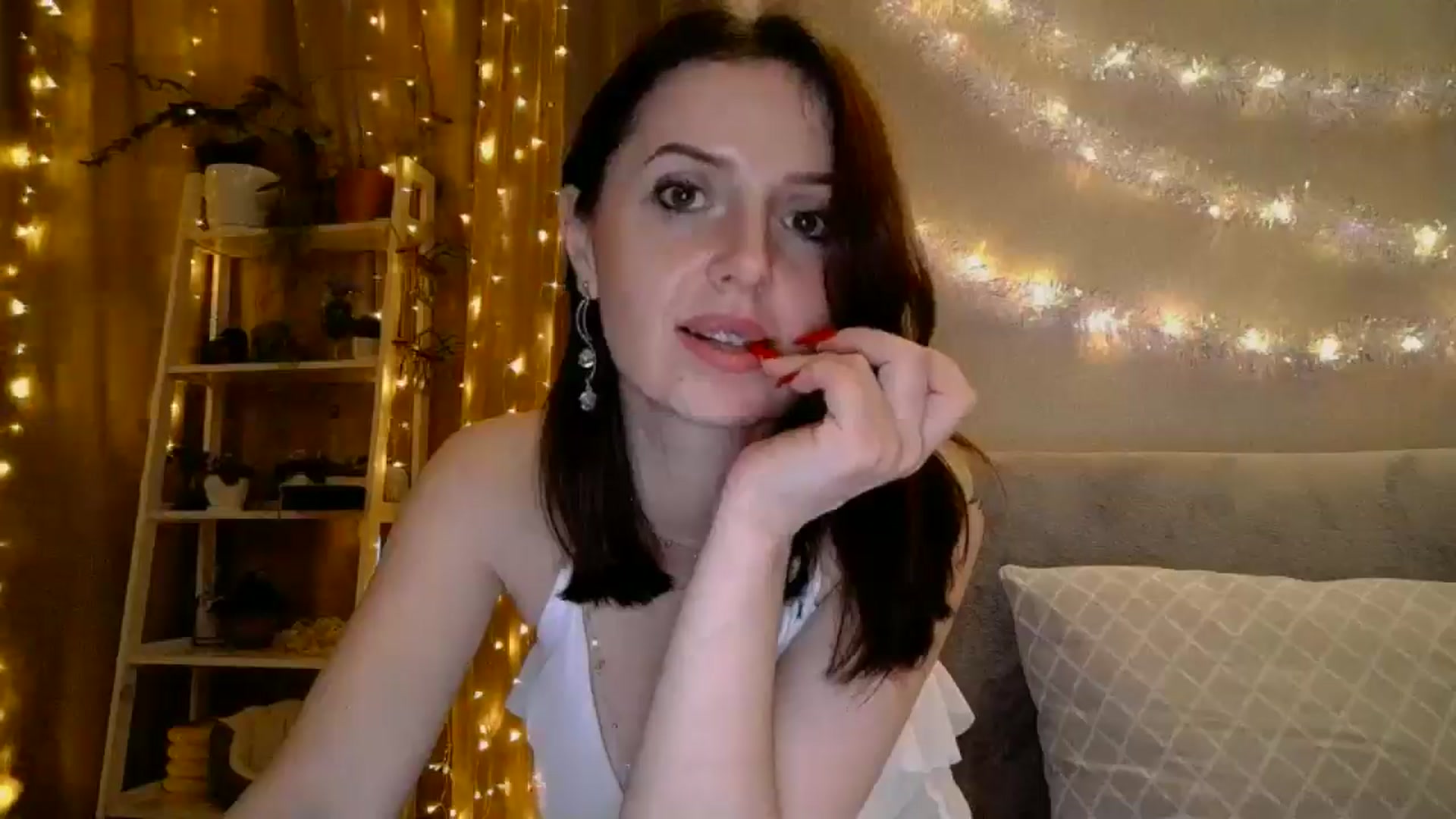 Gallery image thumbnail from your__goddess's myfreecams stream on, 01/21/2025, 15:22 image 8 of 20