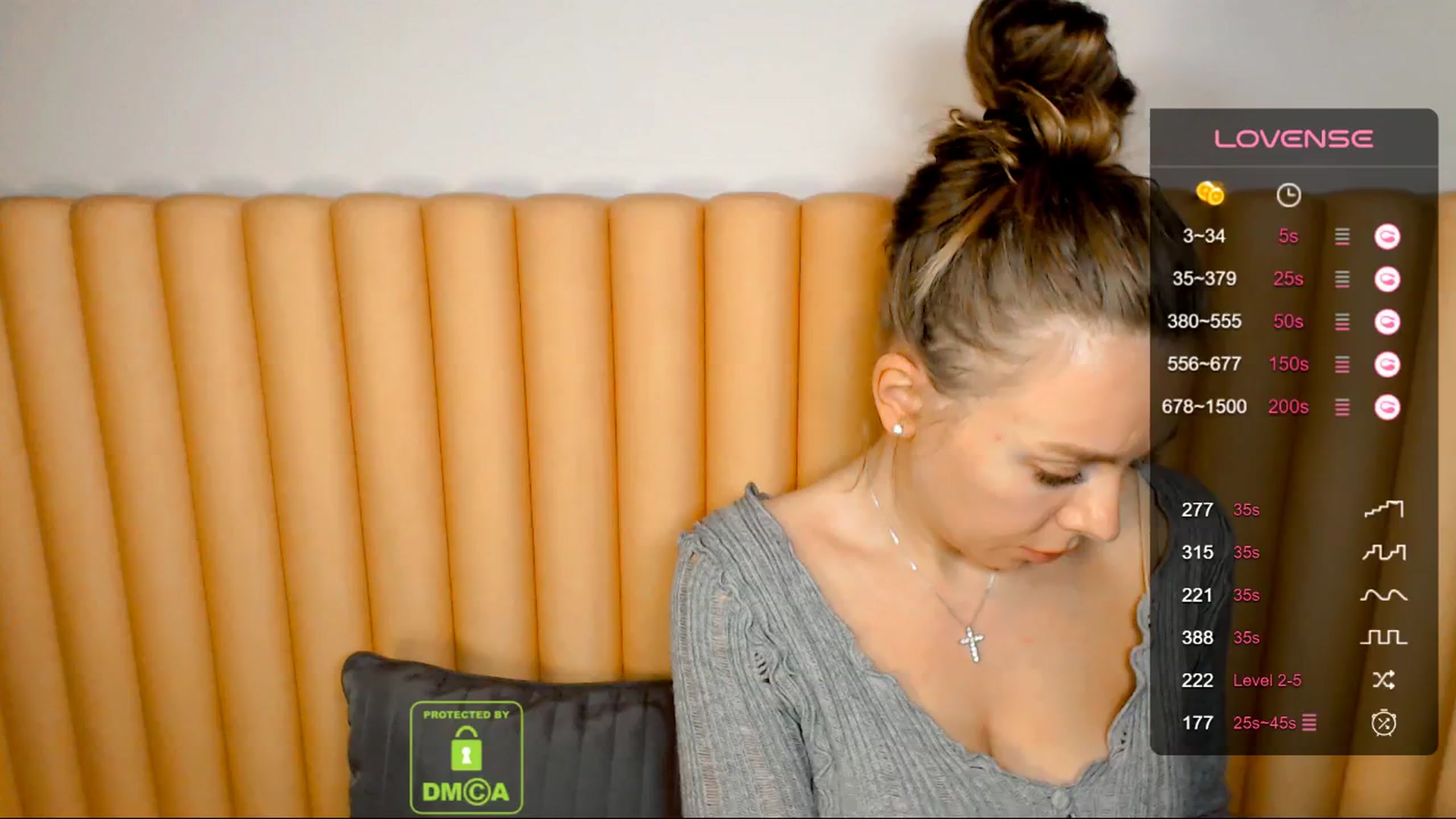 Gallery image thumbnail from your_eyecandy's myfreecams stream on, 02/18/2024, 24:13 image 19 of 20