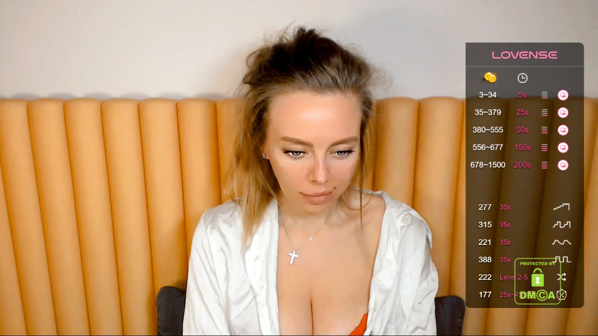 Gallery image thumbnail from your_eyecandy's myfreecams stream on, 03/27/2024, 24:40 image 18 of 20