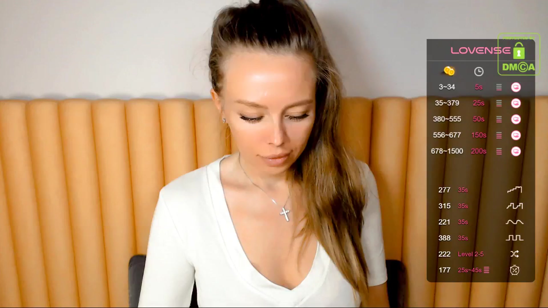 Gallery image thumbnail from your_eyecandy's myfreecams stream on, 04/18/2024, 17:16 image 8 of 20
