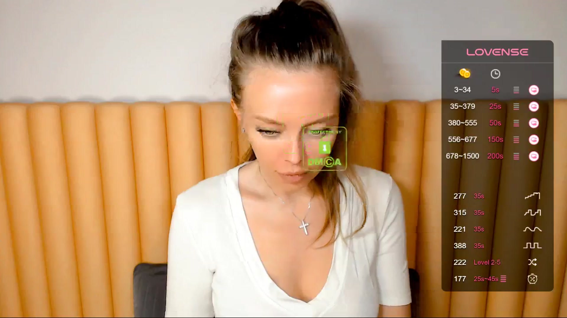 Gallery image thumbnail from your_eyecandy's myfreecams stream on, 04/18/2024, 17:16 image 16 of 20
