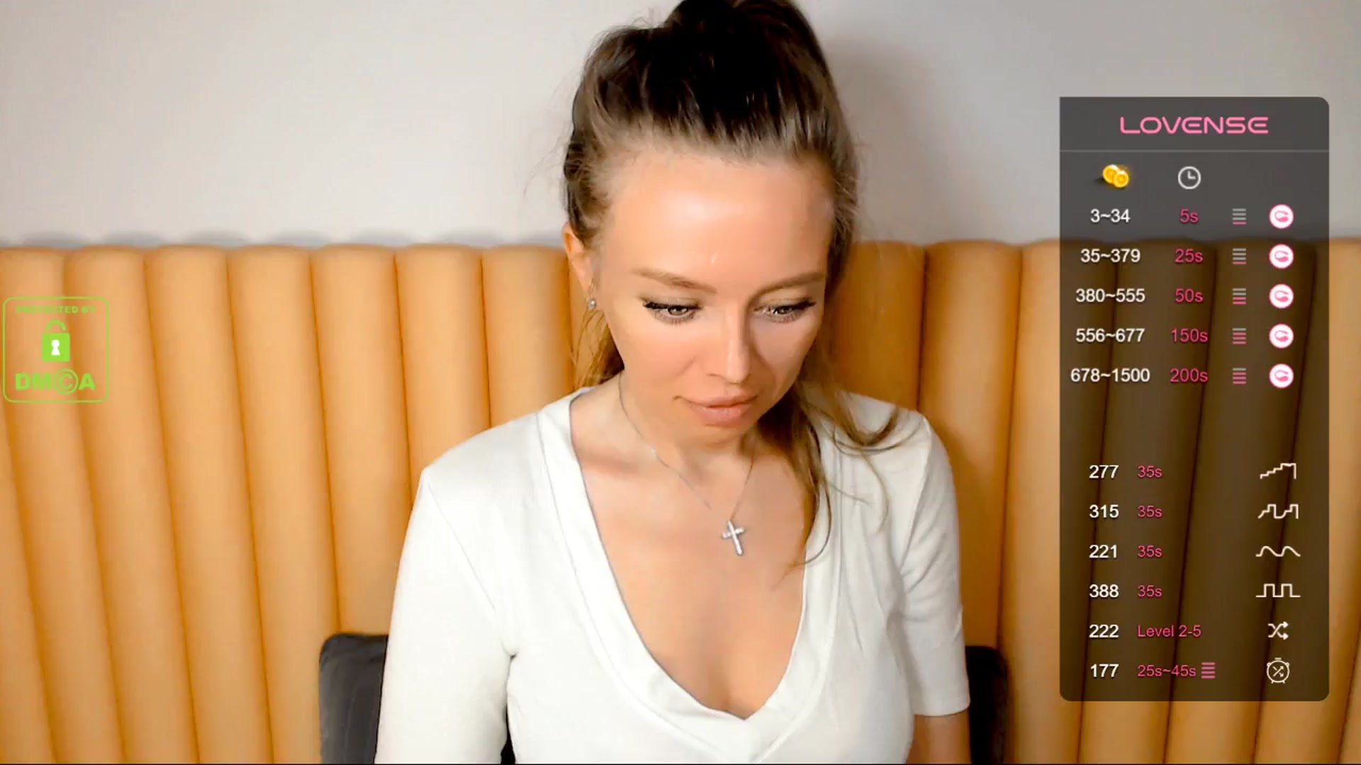 Gallery image thumbnail from your_eyecandy's myfreecams stream on, 04/18/2024, 17:16 image 12 of 20